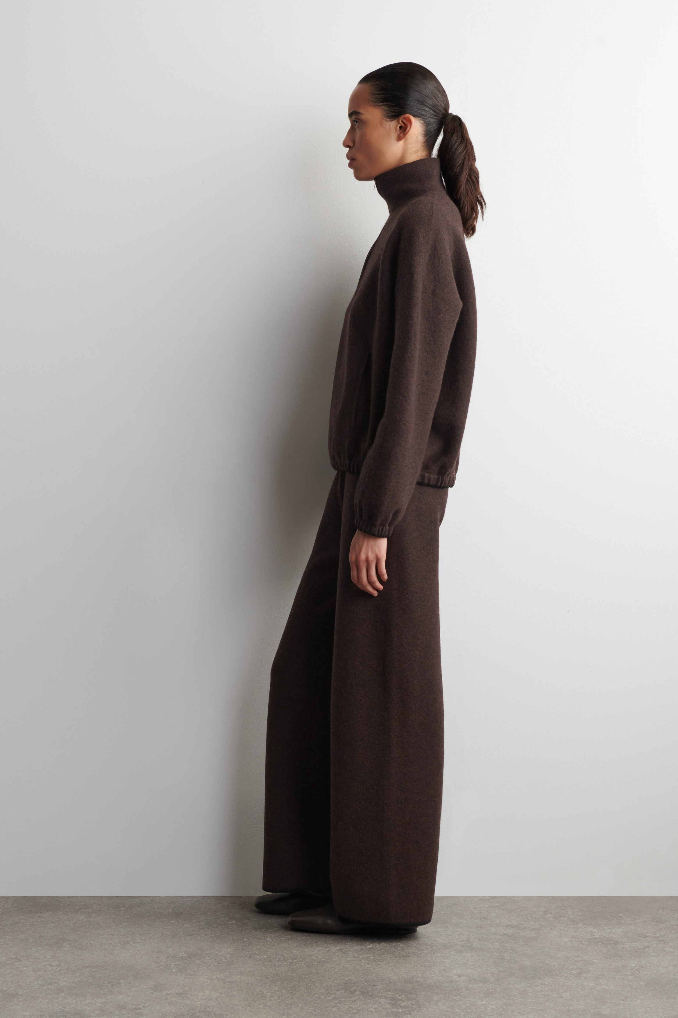 BOILED MERINO WOOL ZIP-UP SWEATER - BROWN MÉLANGE | COS US