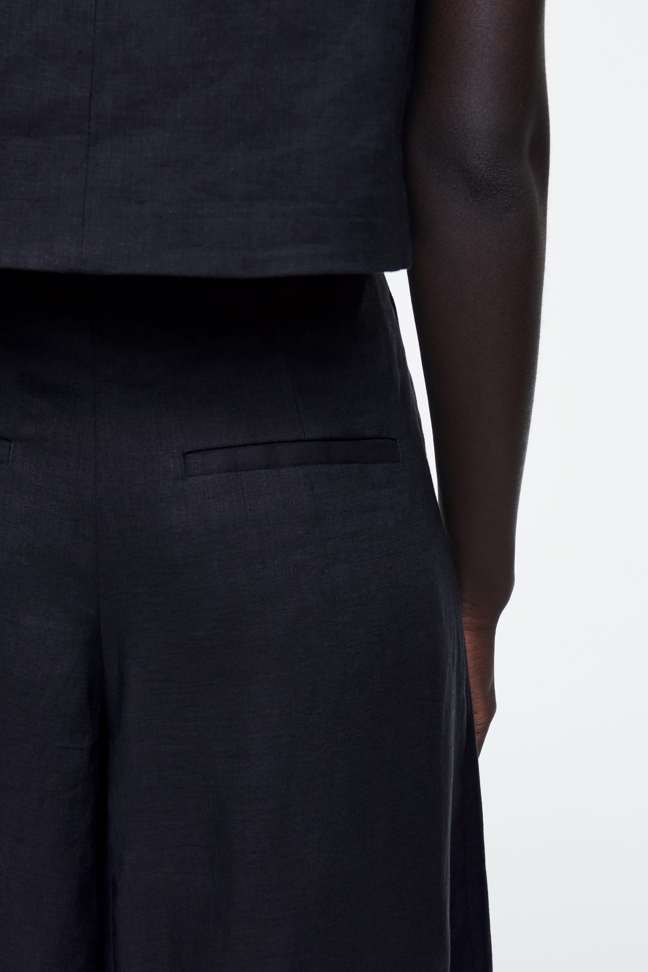 PANTALÓN ANCHO DE LINO