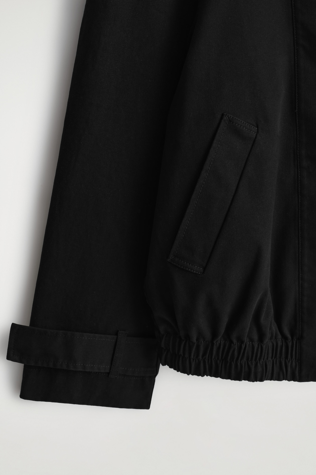 ROUNDED COTTON BLOUSON JACKET — BLACK