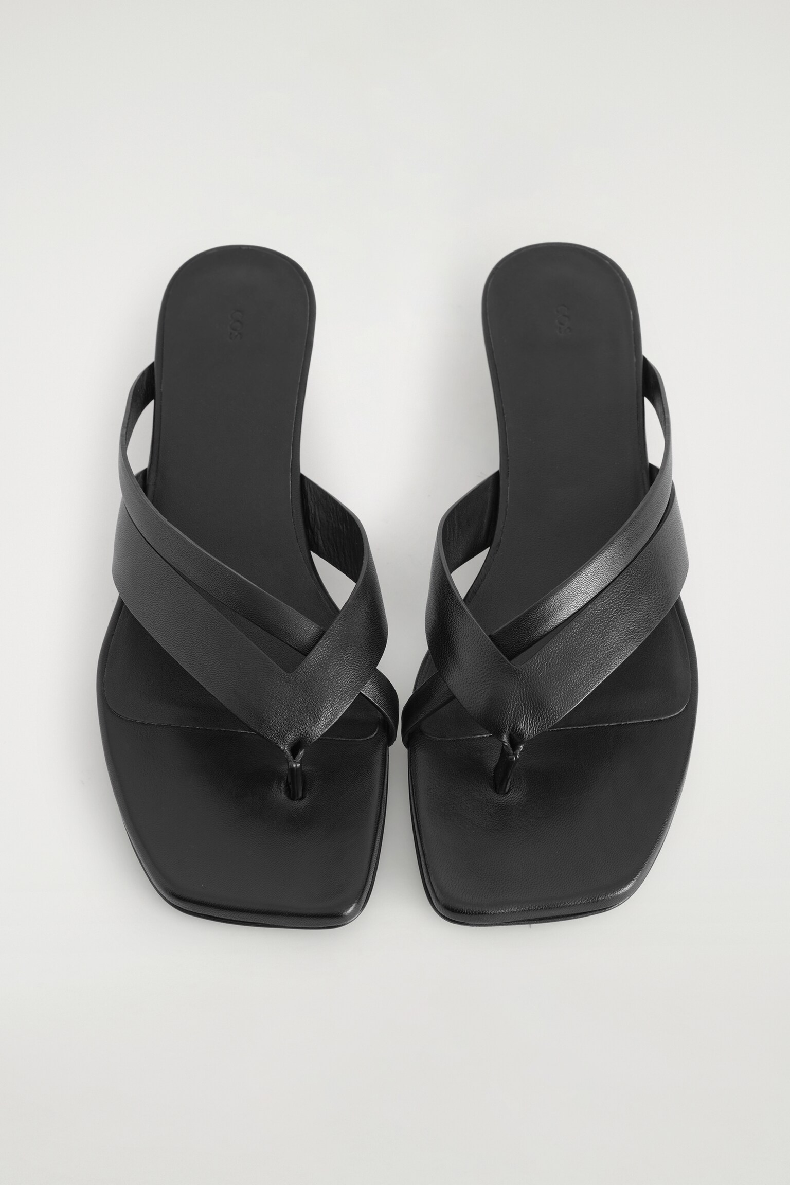 SANDALI KITTEN-HEEL CINTURINO INCROCIATO - NERO - 3