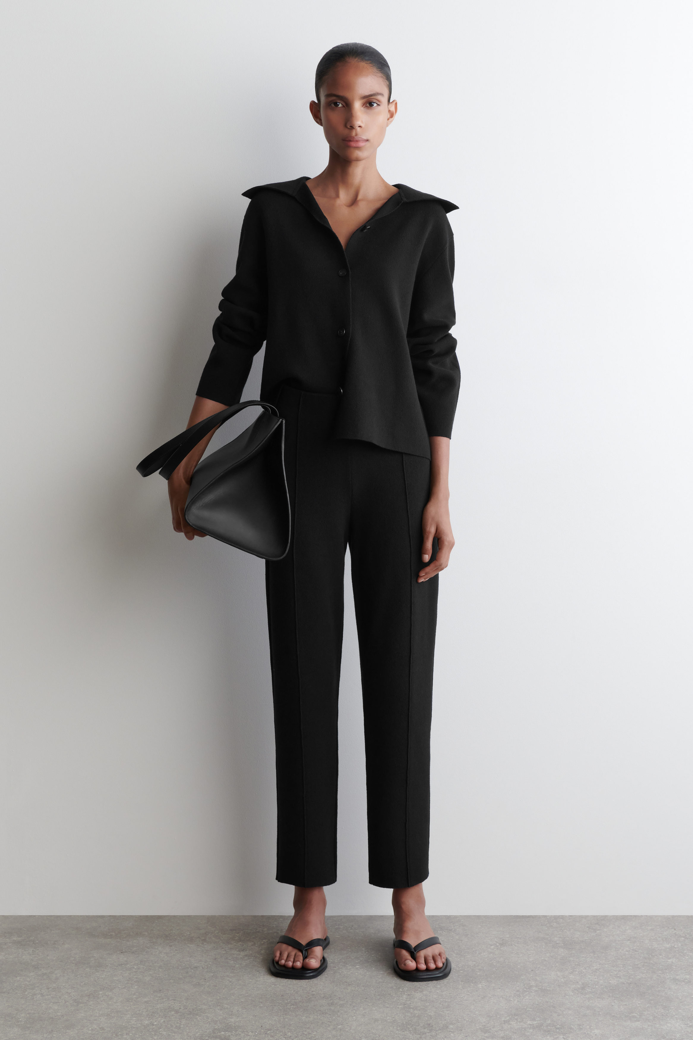 KNITTED STRAIGHT-LEG PANTS - BLACK | COS