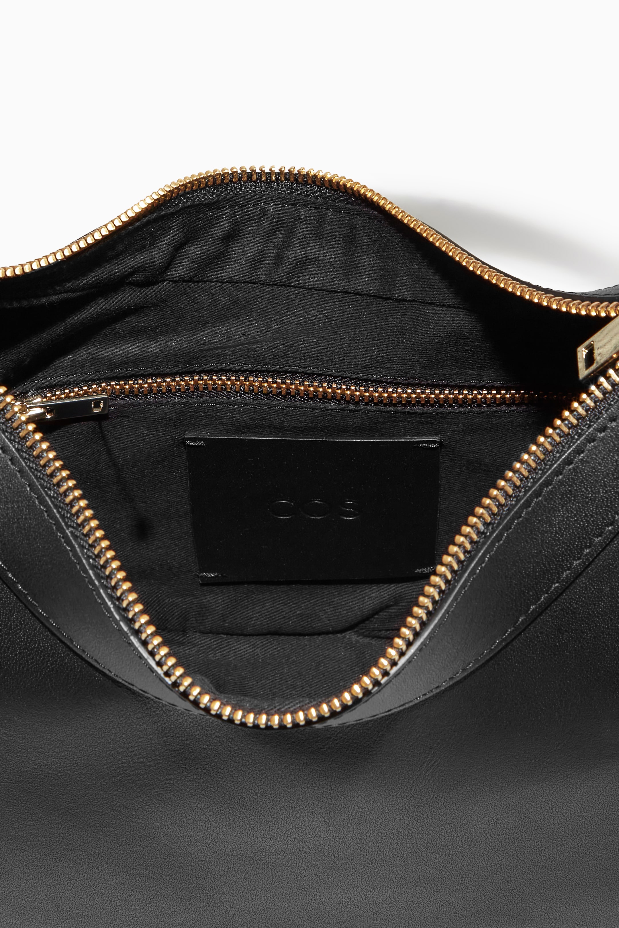 Agrandir l'image: PETIT SAC DEMI-LUNE - CUIR - NOIR - FEMME | H&M CH 4