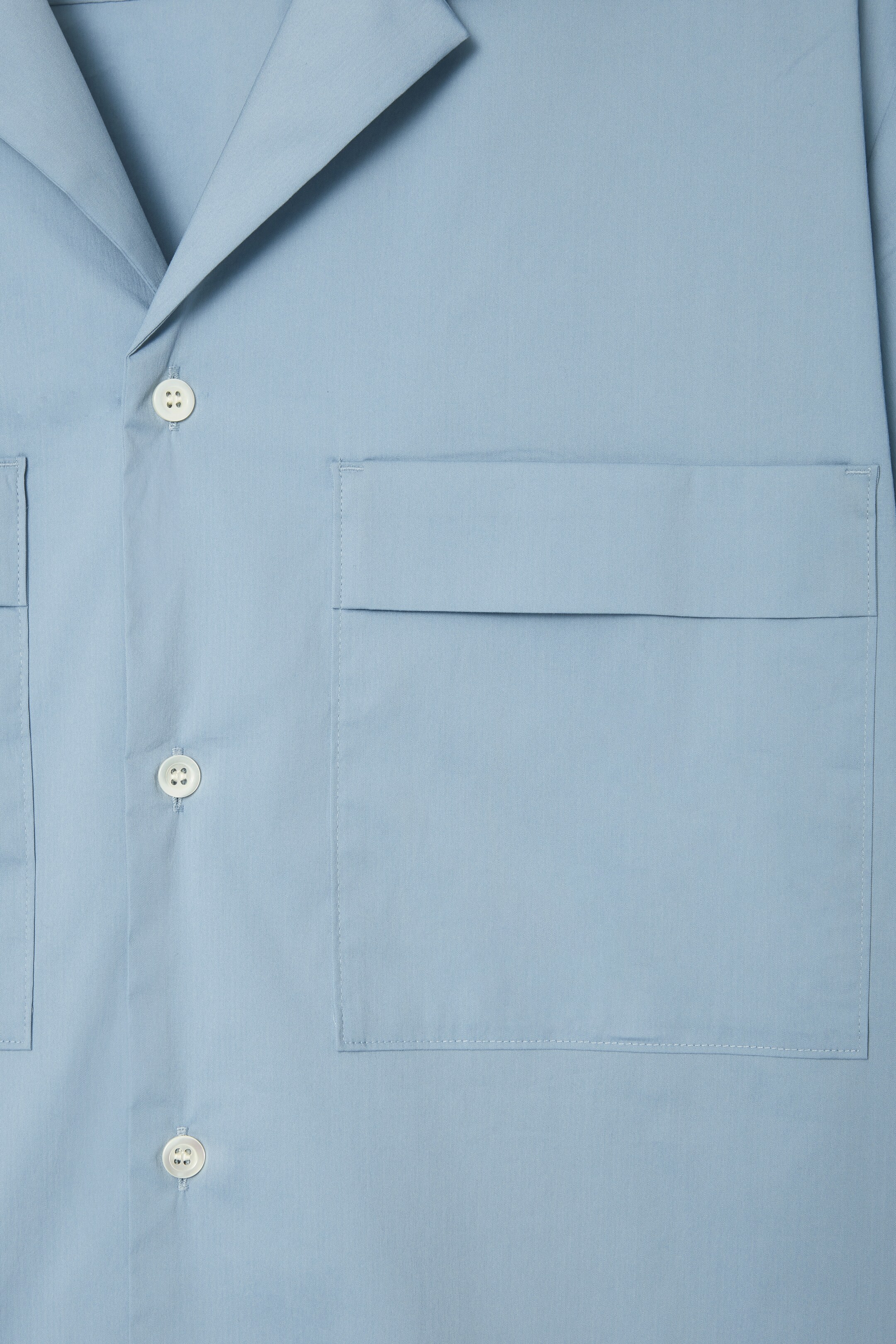 Ingrandisci l'immagine: UTILITY COTTON SHORT-SLEEVED SHIRT - LIGHT BLUE - UOMO | H&M CH 2