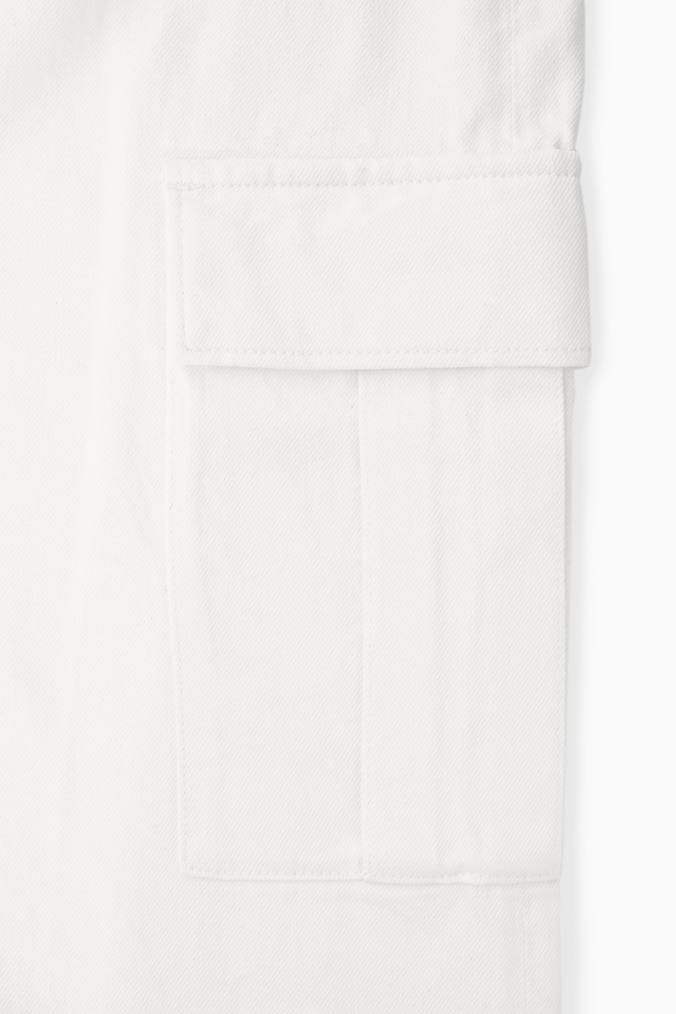 StillMedia/DescriptiveDetail