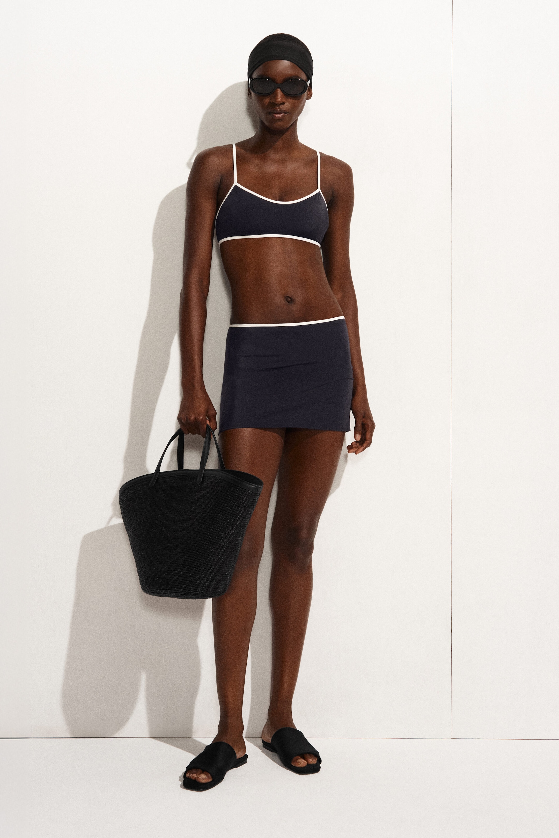 CONTRAST-TRIMMED SWIM SKIRT