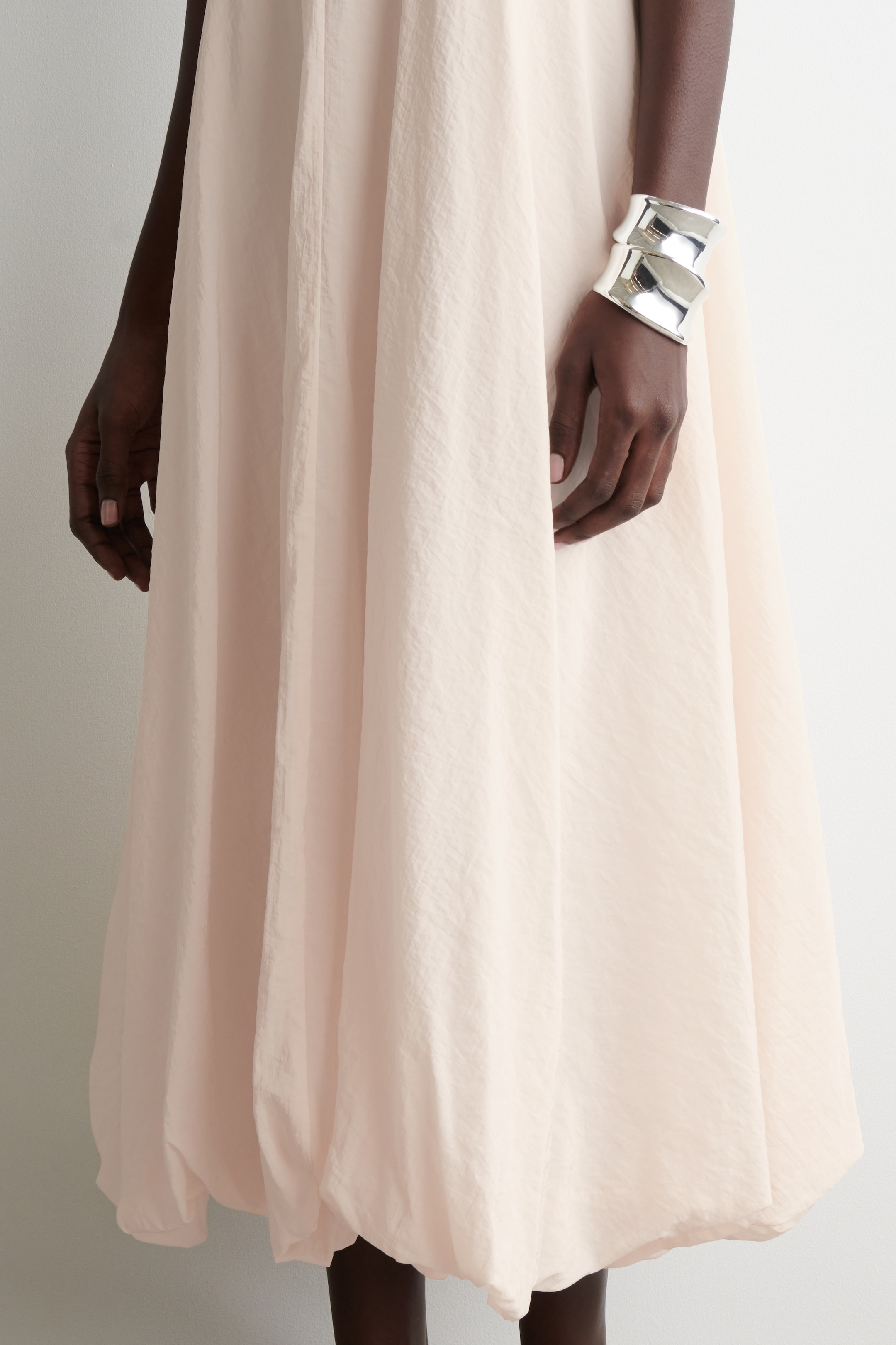 Agrandir l'image: ROBE MIDI SANS MANCHES À OURLET BULLE - ROSE CLAIR - FEMME | H&M CH 4