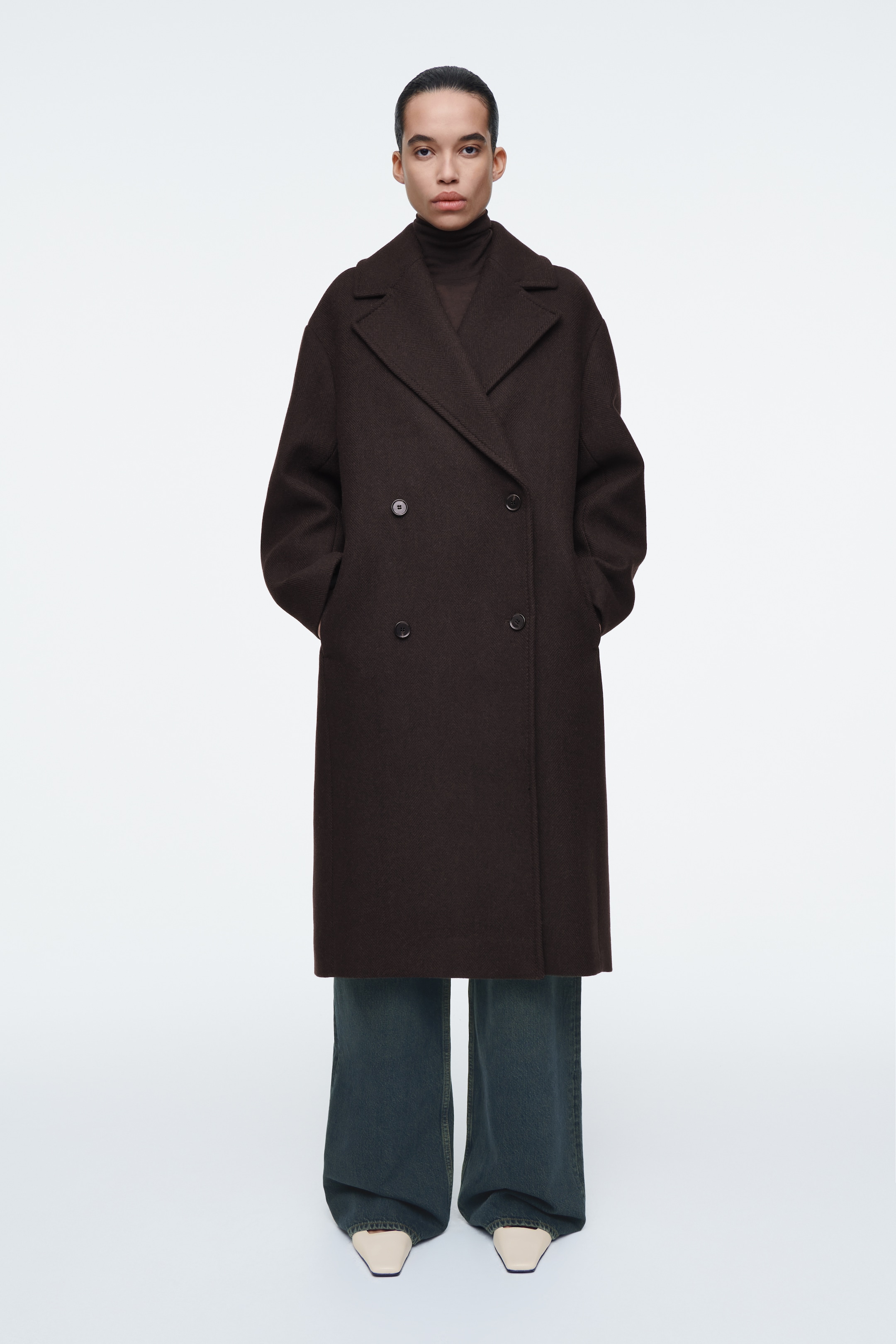 Visualizza immagine più grande: DÉCOLLETÉ IN PELLE CON PUNTA QUADRATA - BIANCO - DONNA | H&M IT 1
