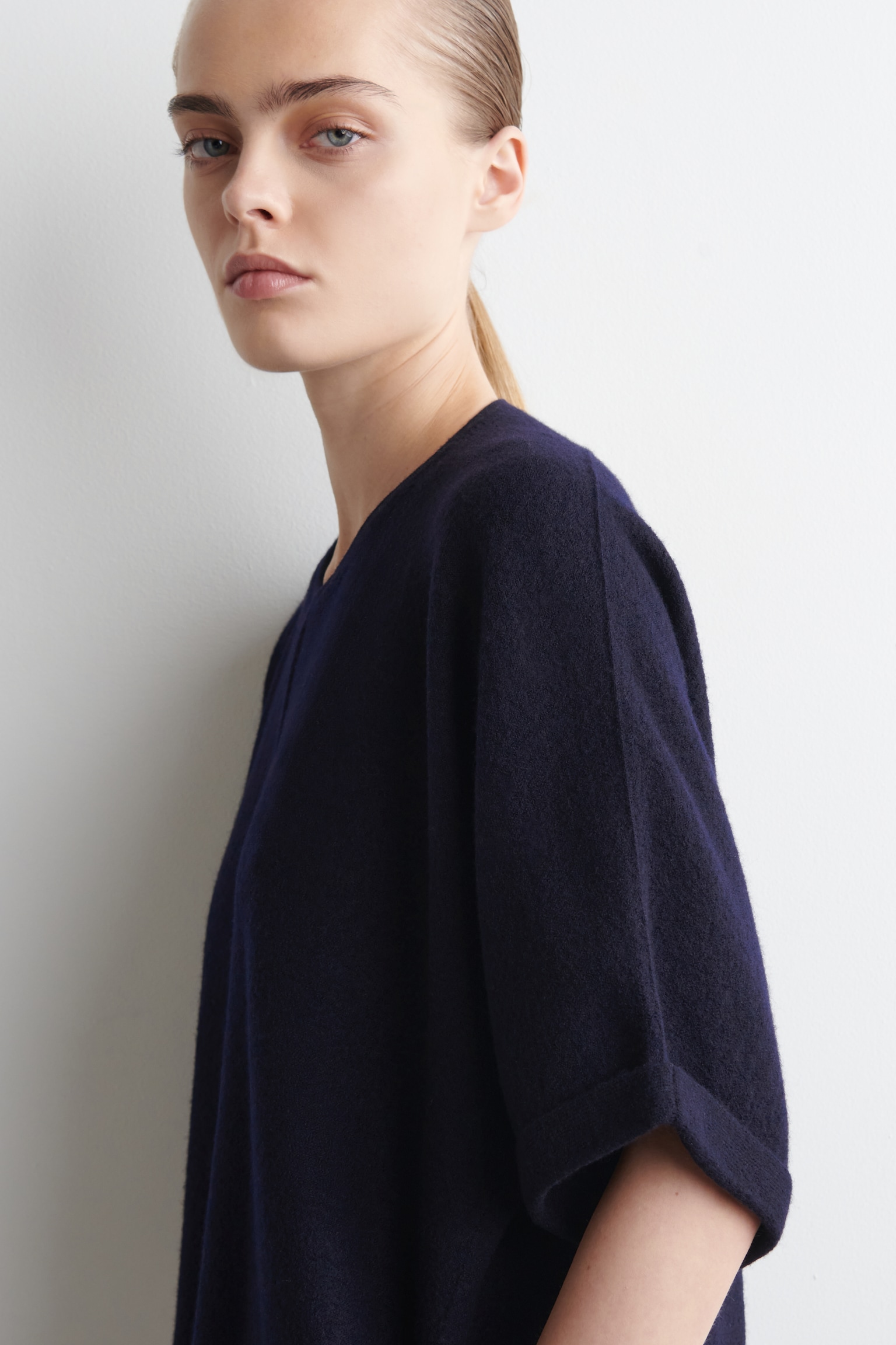 SCULPTED MERINO WOOL MINI DRESS - NAVY/GREY MÉLANGE - 3