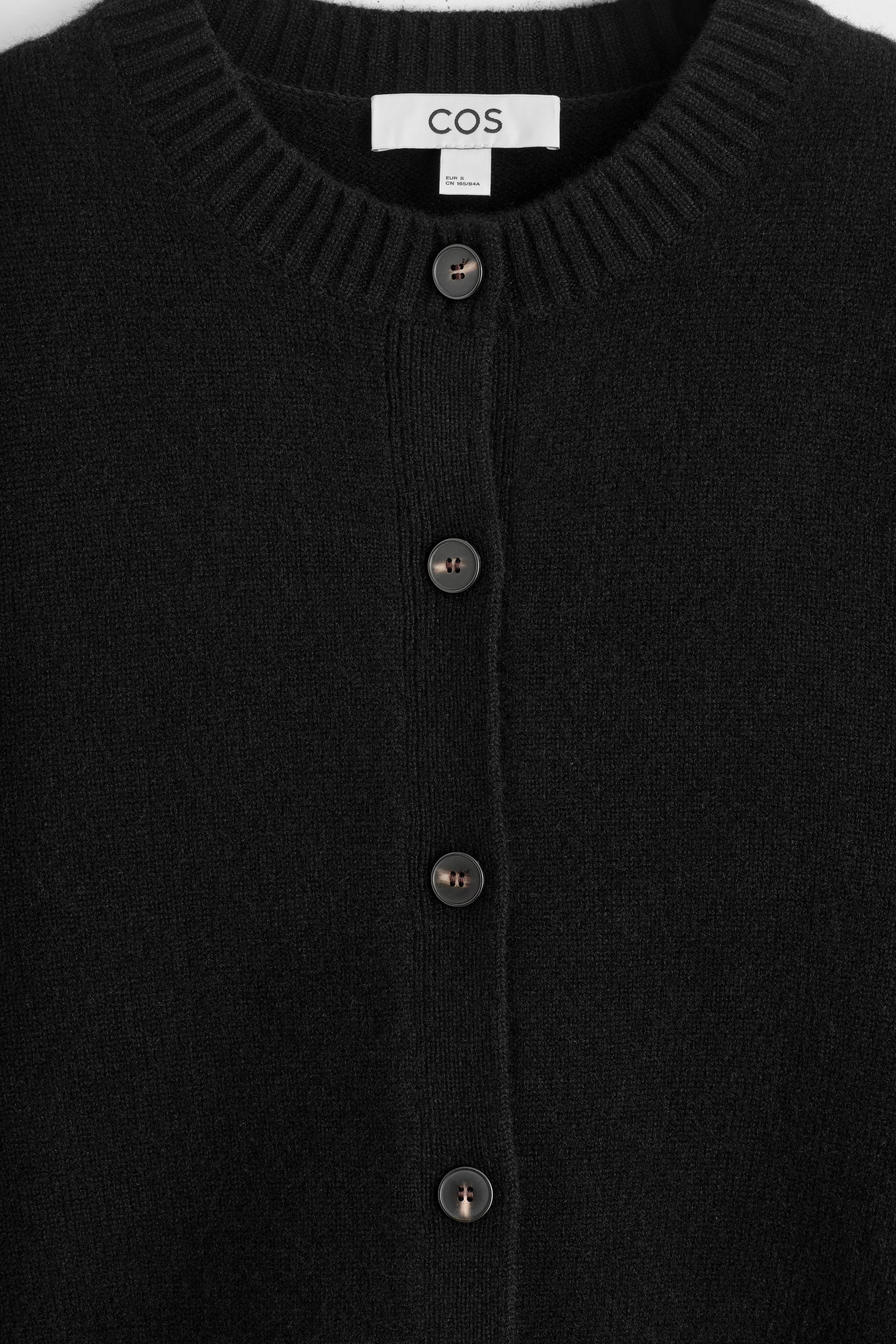 StillMedia/DescriptiveDetail