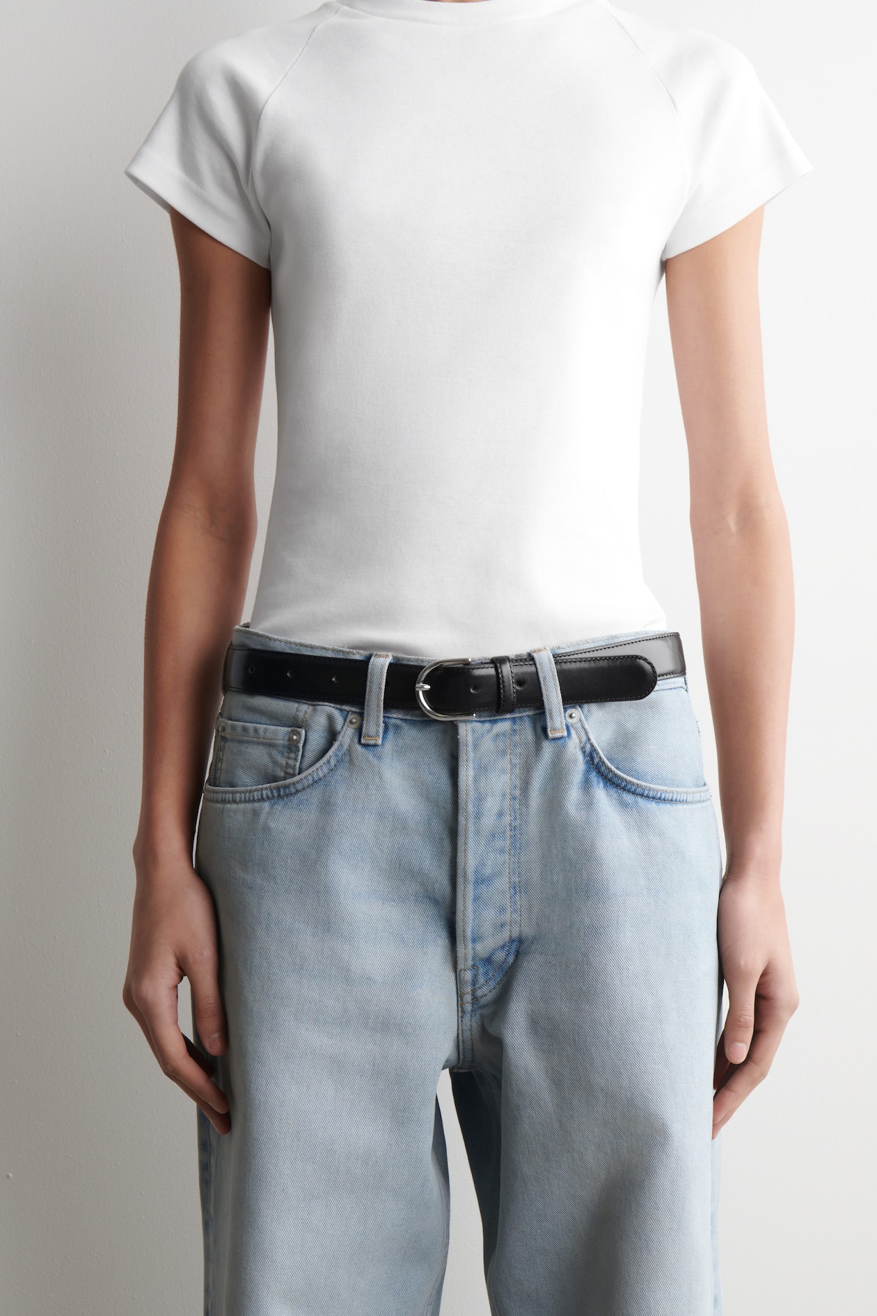 FACADE STRAIGHT-LEG JEANS — LIGHT BLUE