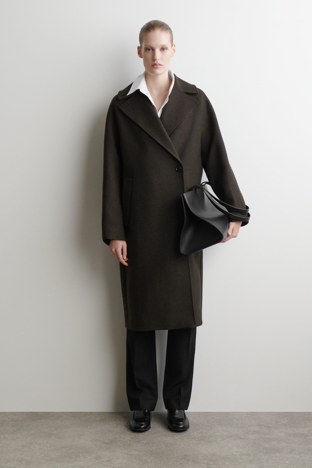 OVERSIZED DOUBLE-BREASTED WOOL LONG COAT