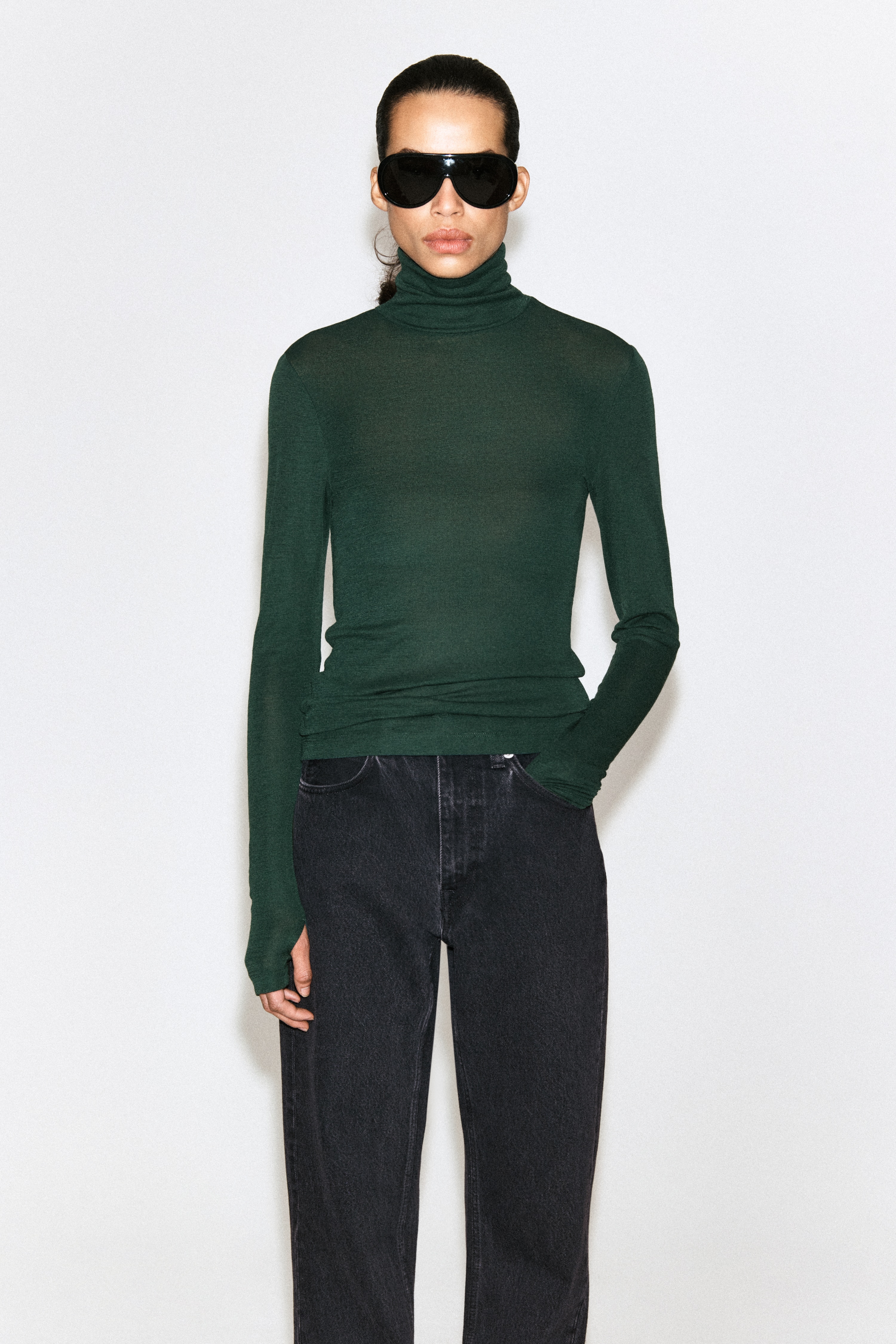 Blusa de gola alta em lã merino - Verde escuro/Creme/Roxo