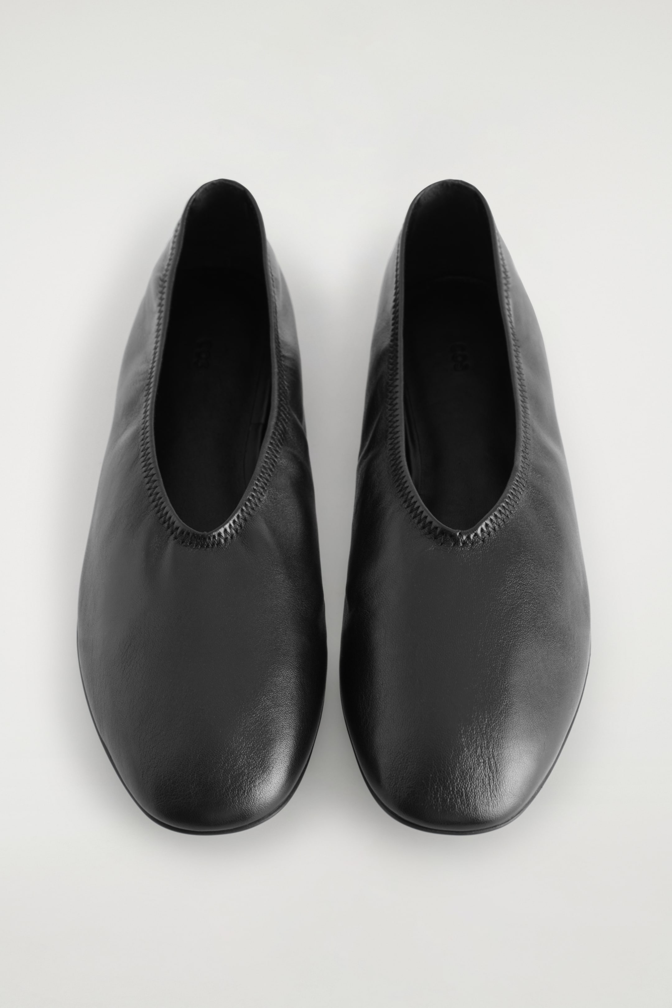 Visualizza immagine più grande: BALLERINE MINIMAL IN PELLE - NERO - DONNA | H&M IT 6