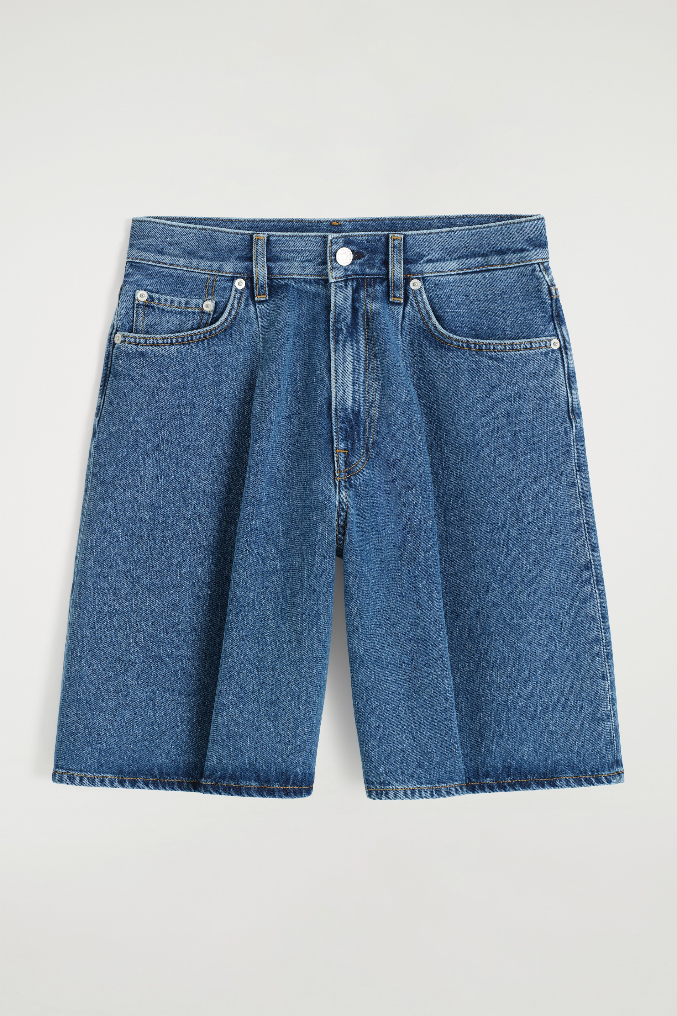 Grösseres Bild ansehen: JEANSSHORTS MIT WEITEM BEIN - Blau - DAMEN | H&M CH 5