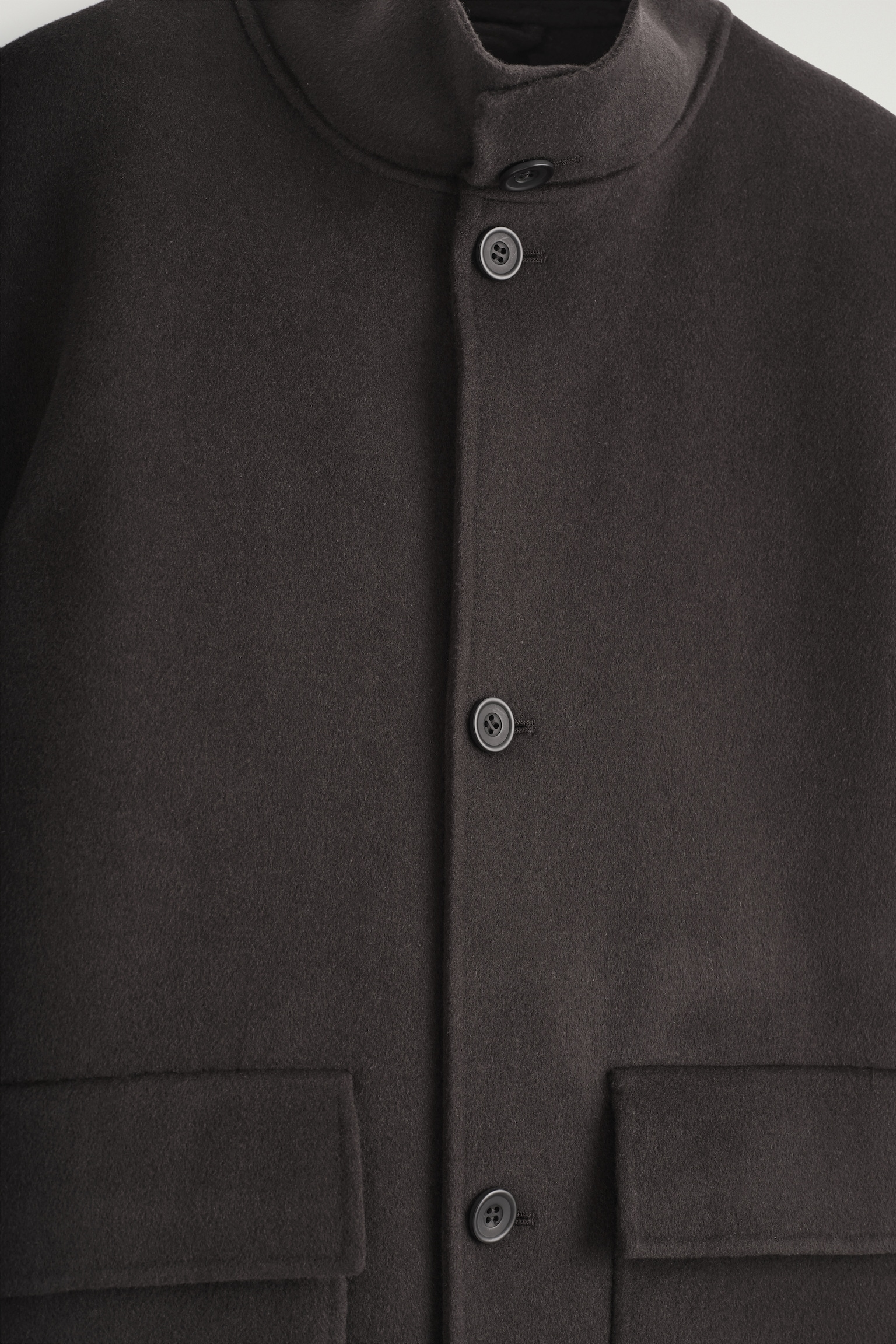 CHAQUETA DE LANA DE DOBLE FAZ CON CUELLO ALTO - MARRÓN OSCURO/CAMEL - 8