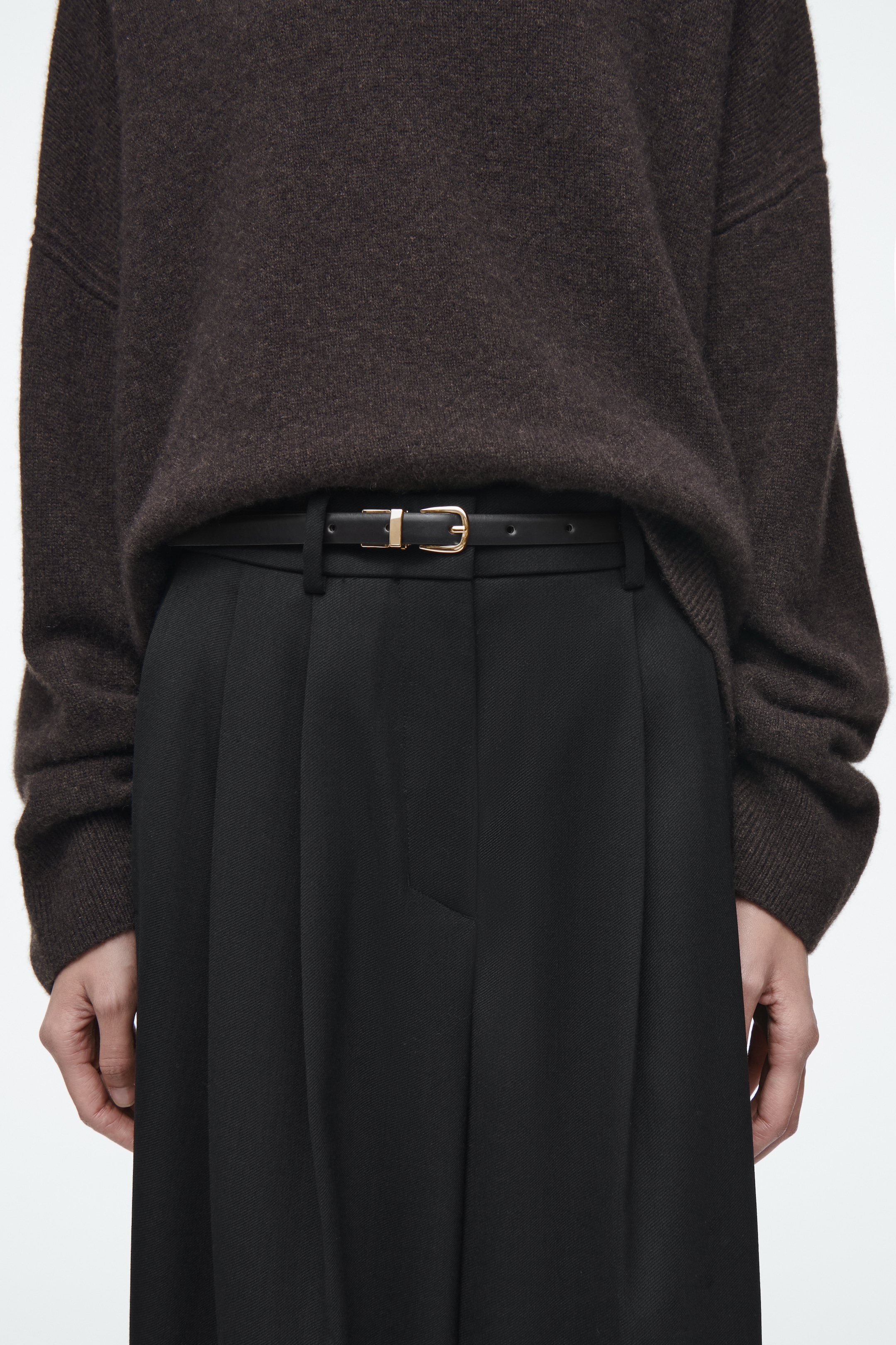 View larger image: REVERSIBLE SLIM LEATHER BELT - DARK BROWN / TAN - Ladies | H&M GB 2