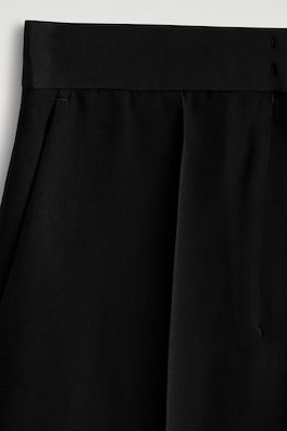 TAILORED SILK SHORTS — CARBON 5
