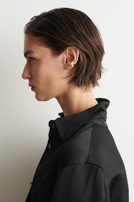 TEARDROP PEARL EAR CUFF — GOLD 2