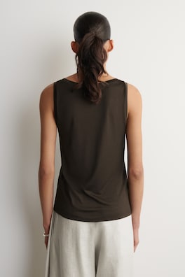 SCOOP-NECK SILK-JERSEY TANK TOP — BROWN 4