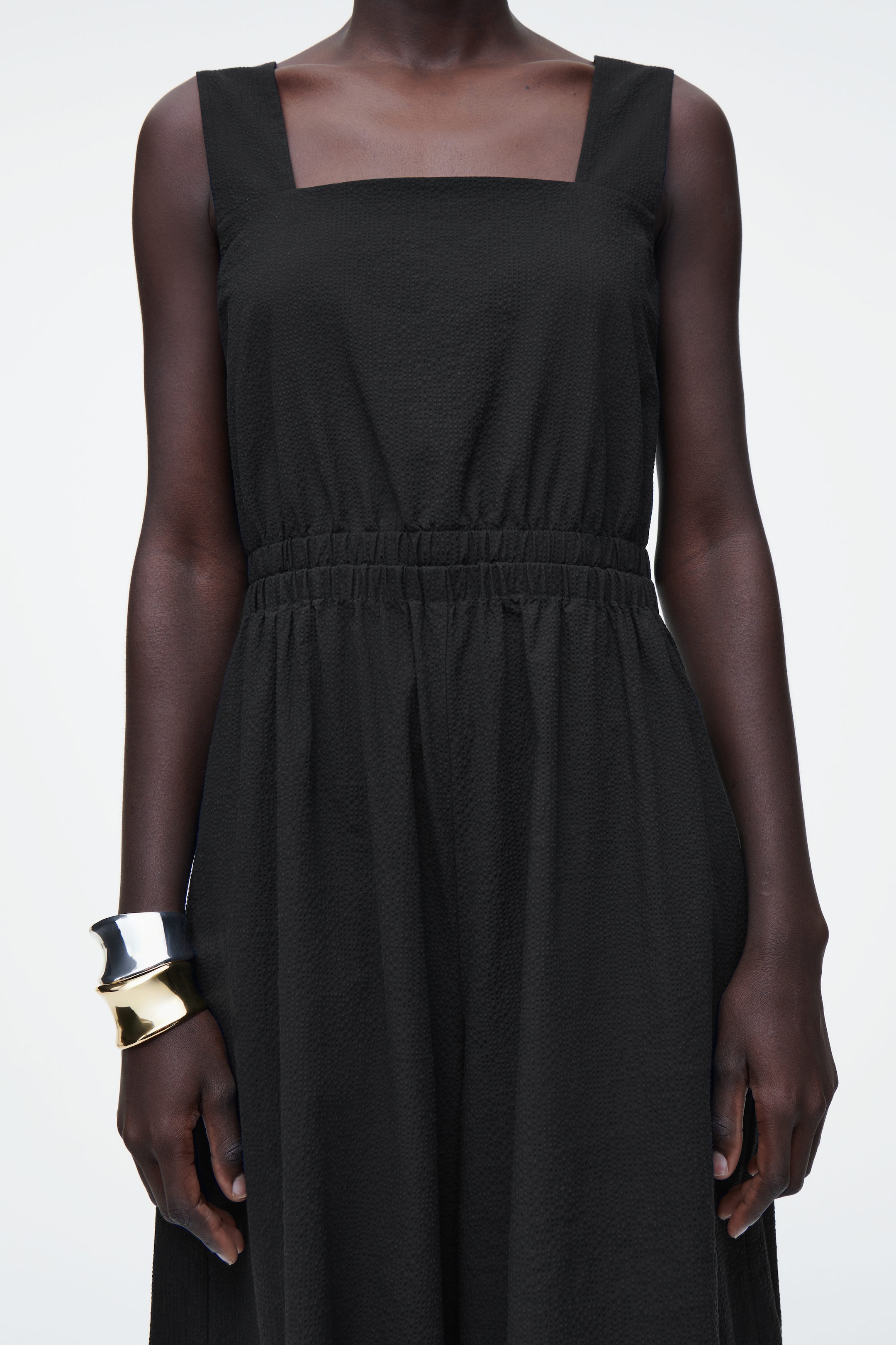 OPEN-BACK SEERSUCKER WIDE-LEG JUMPSUIT