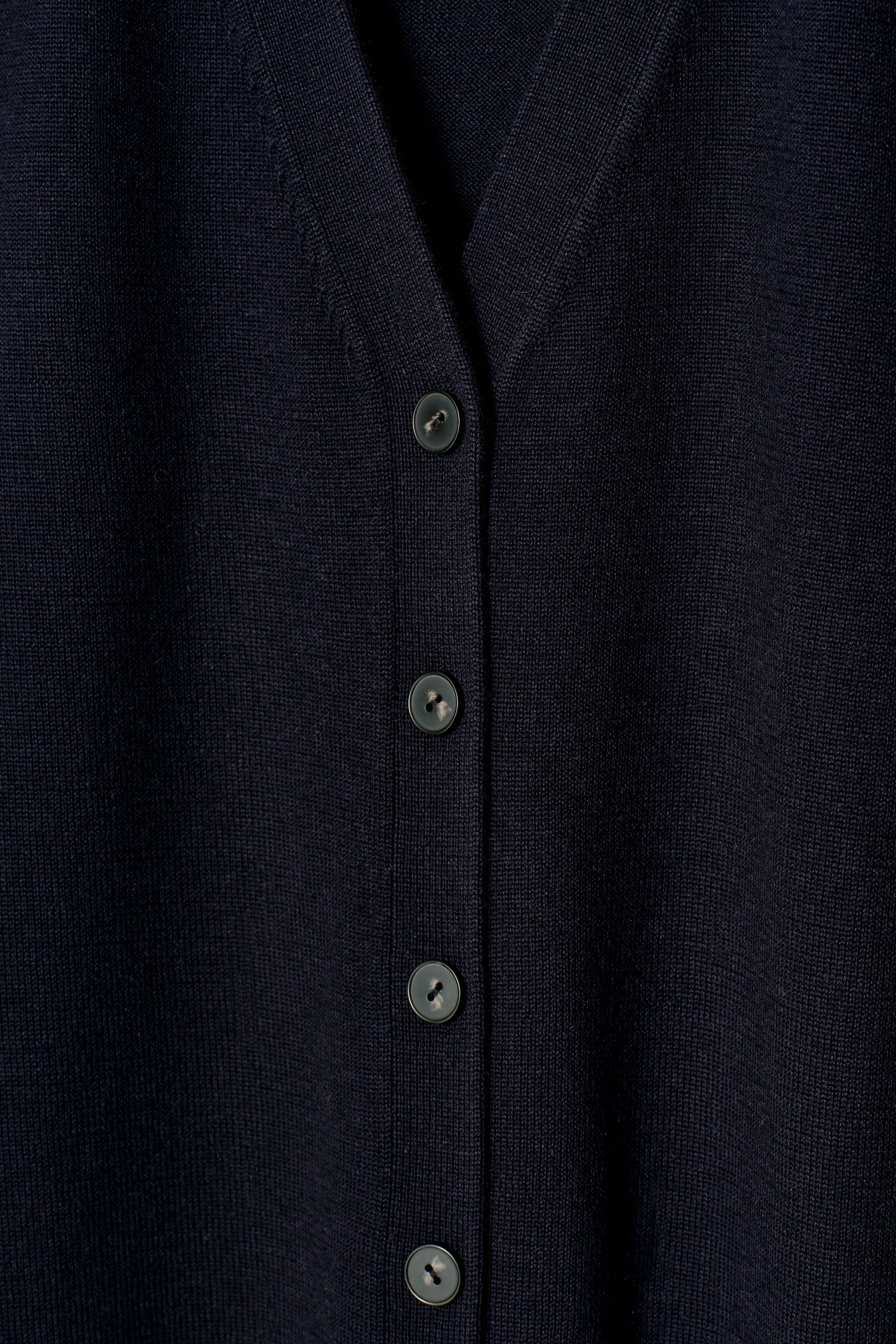 StillMedia/DescriptiveDetail