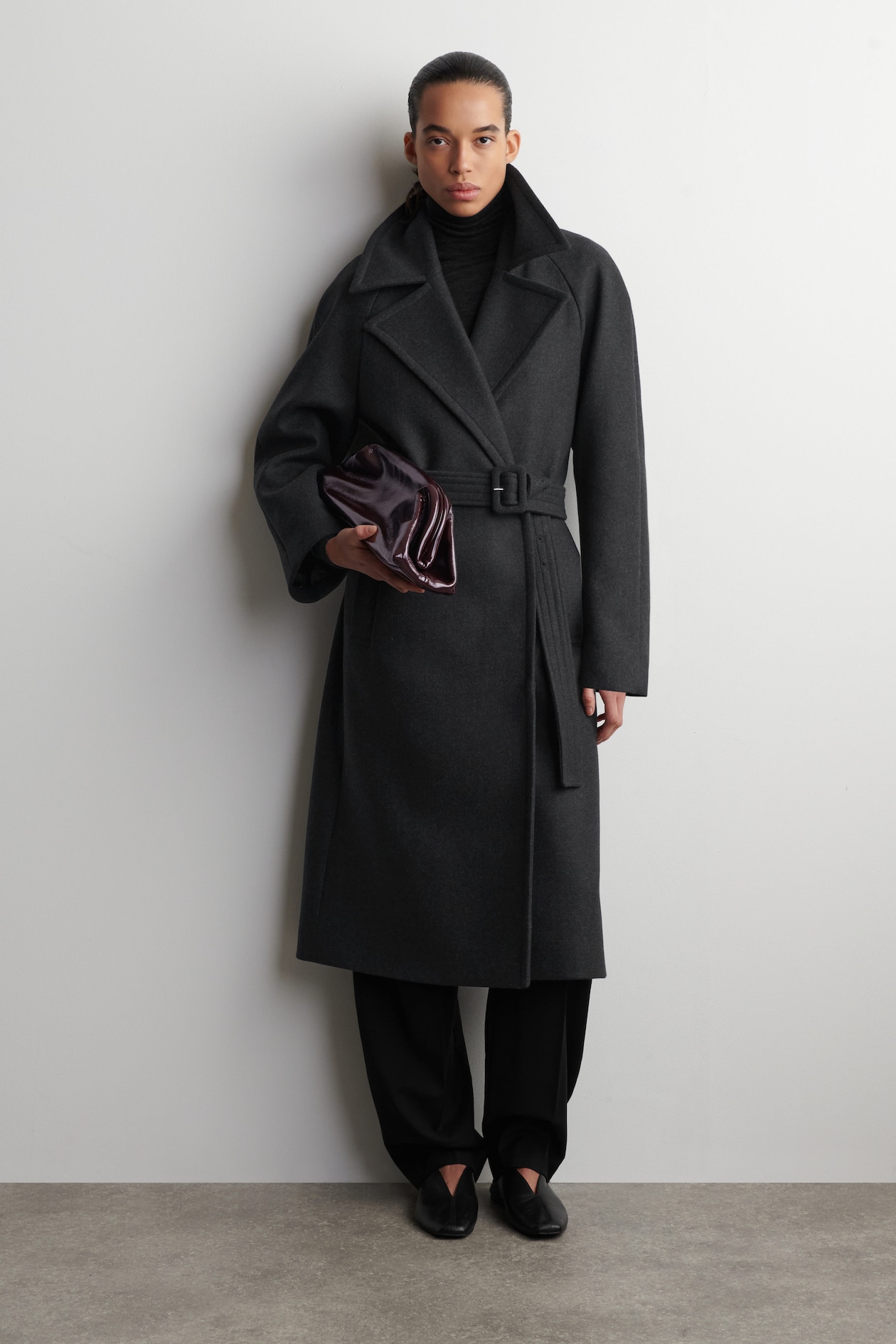 TAILORED BELTED WOOL-TWILL COAT — CHARCOAL