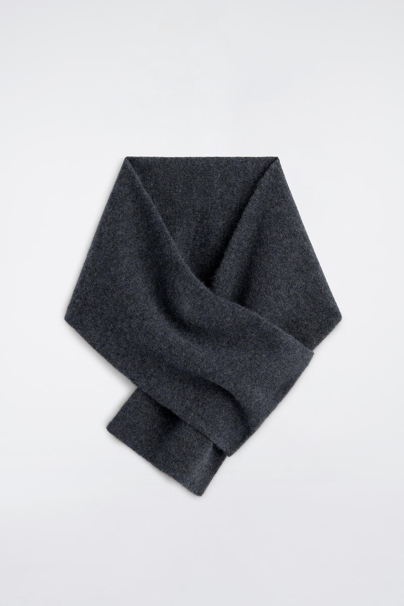 Cashmere Pull-Through Scarf