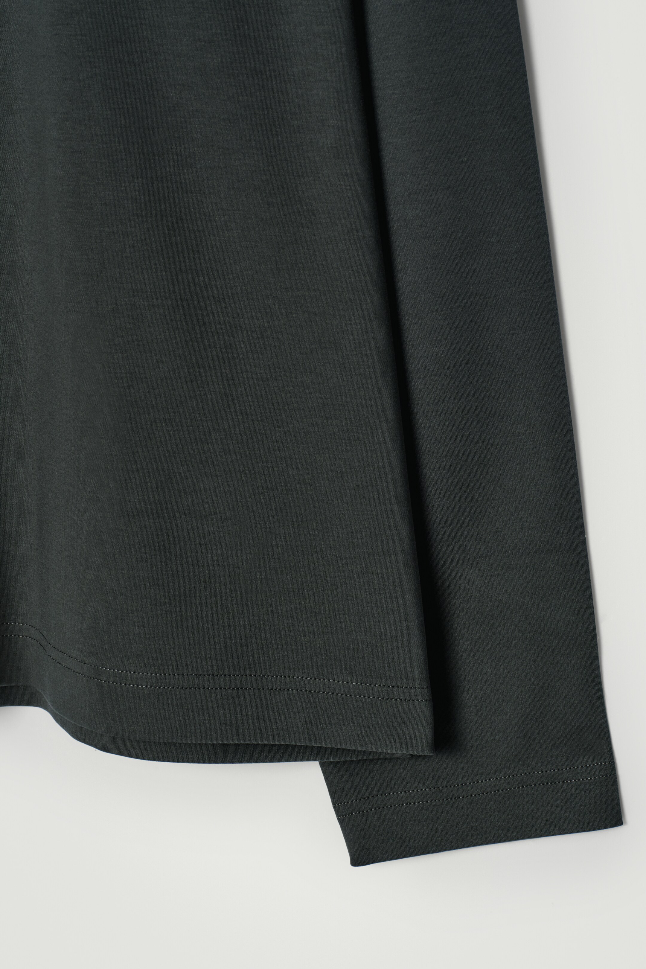 Agrandir l'image: T-SHIRT DÉCONTRACTÉ À MANCHES LONGUES EN JERSEY - VERT FONCÉ - HOMME | H&M CH 7