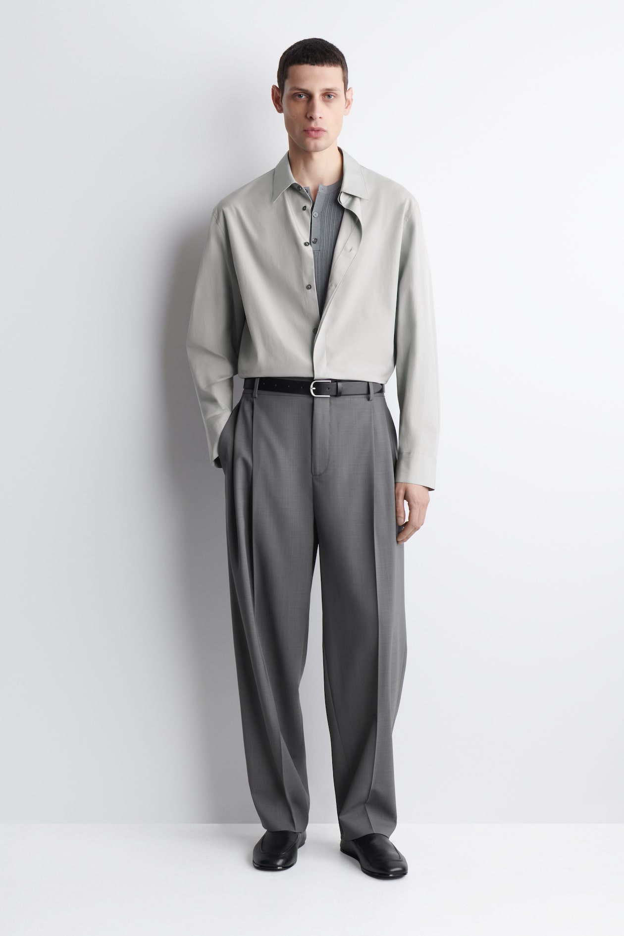 TAILORED COTTON SHIRT — DOVE GREY