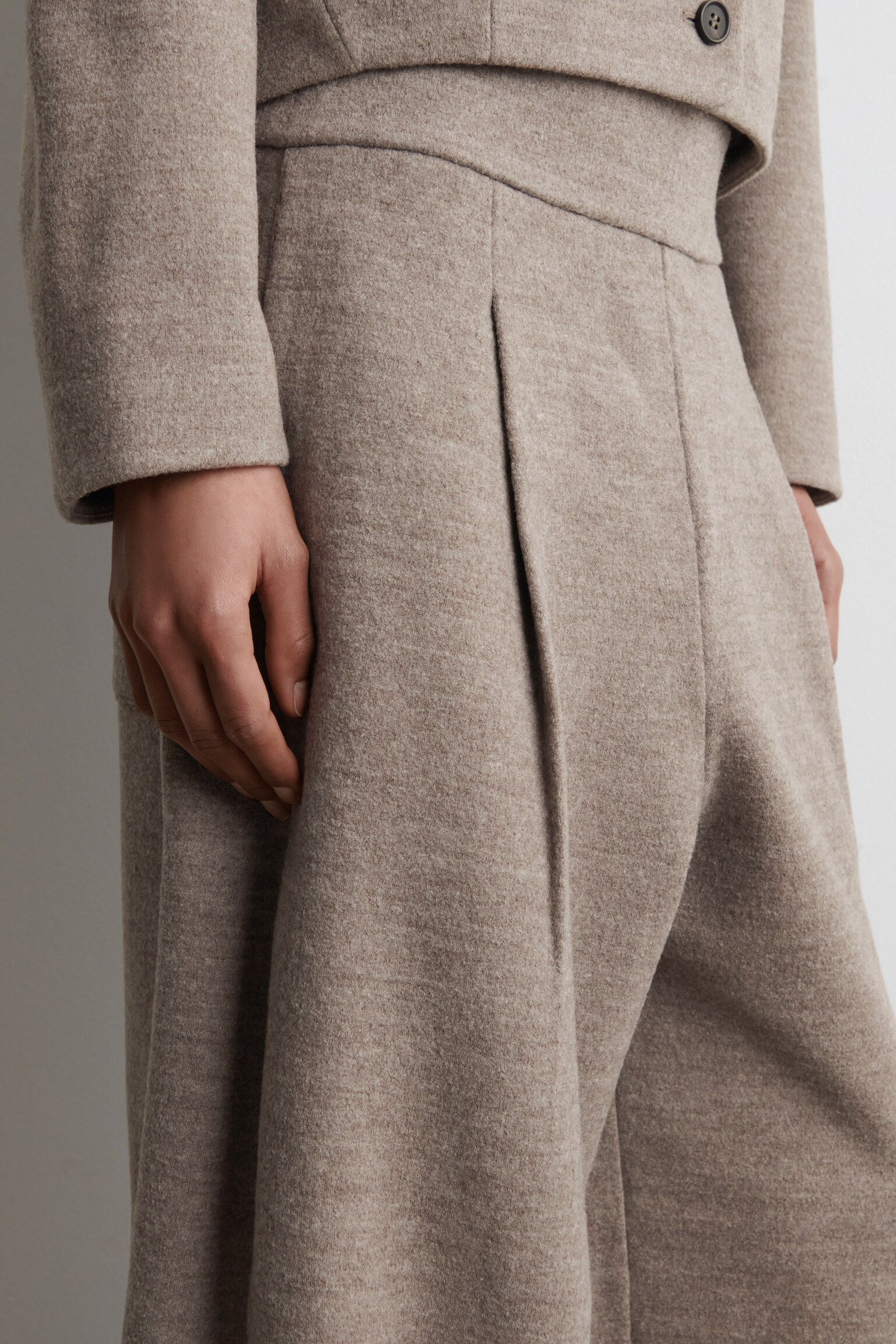 BOILED-WOOL BARREL-LEG TROUSERS - BEIGE MÉLANGE - 4