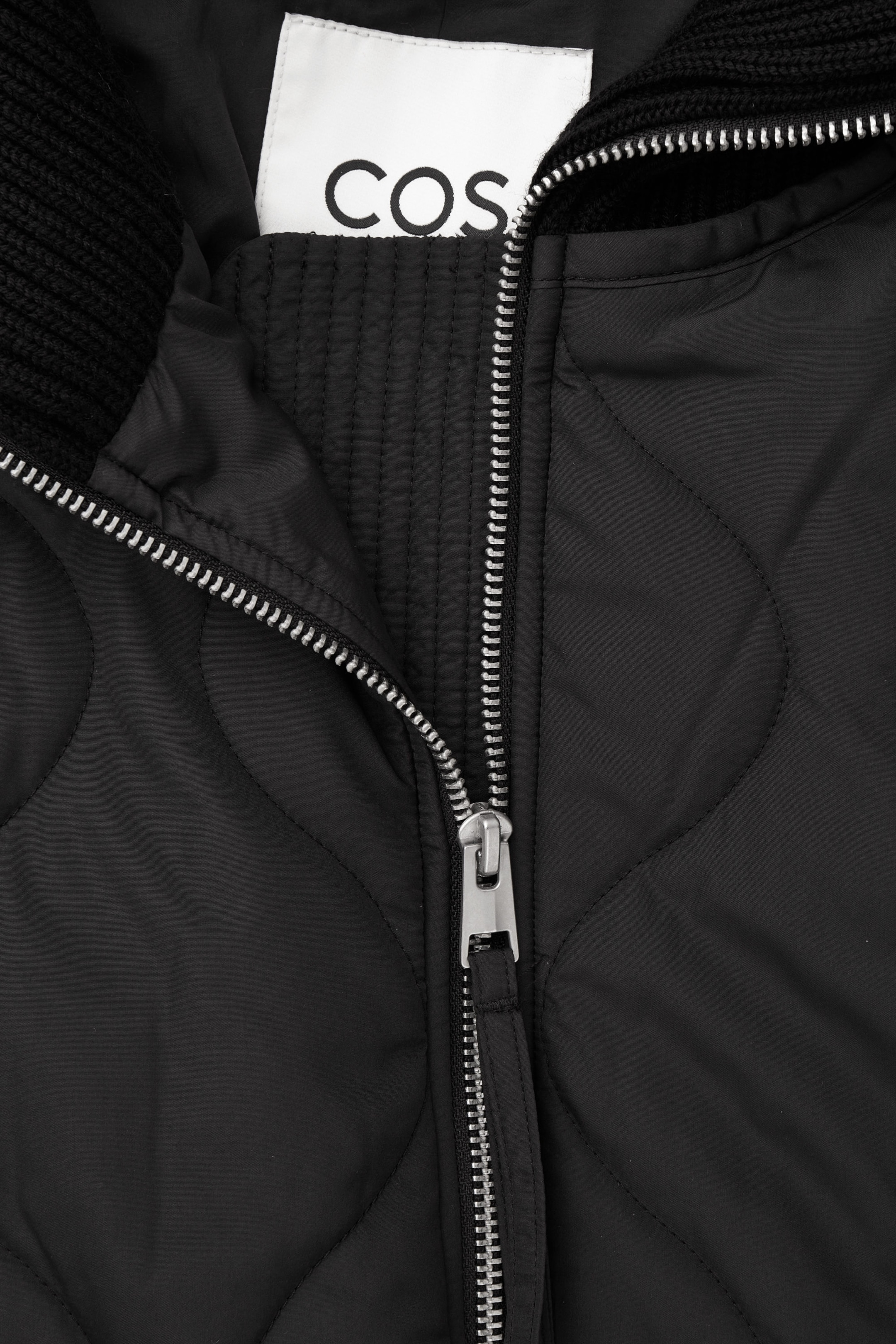 StillMedia/DescriptiveDetail