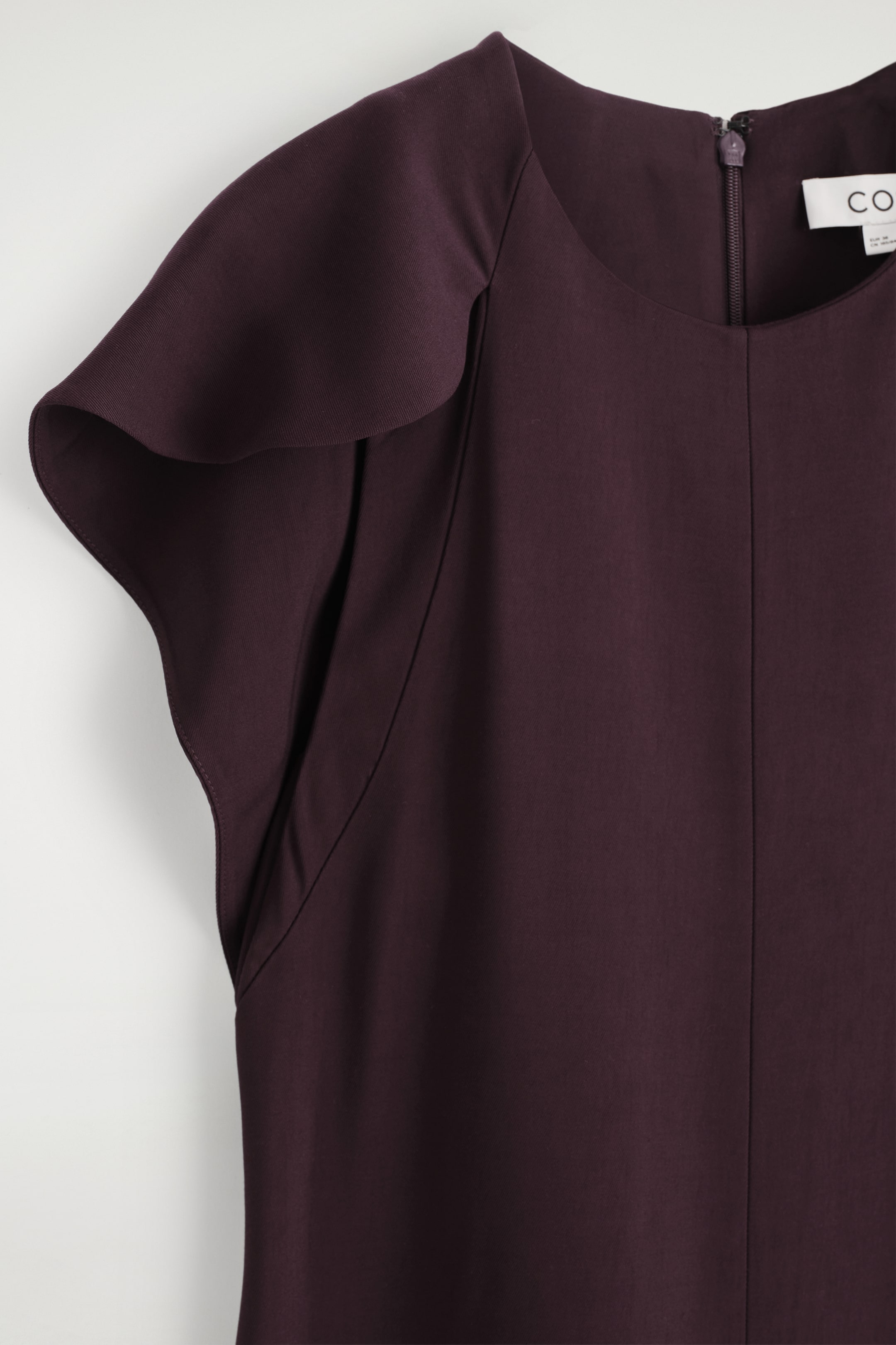 Größeres Bild anzeigen: MIDIKLEID MIT CAPE-ÄRMELN - VIOLETT - Ladies | H&M AT 6