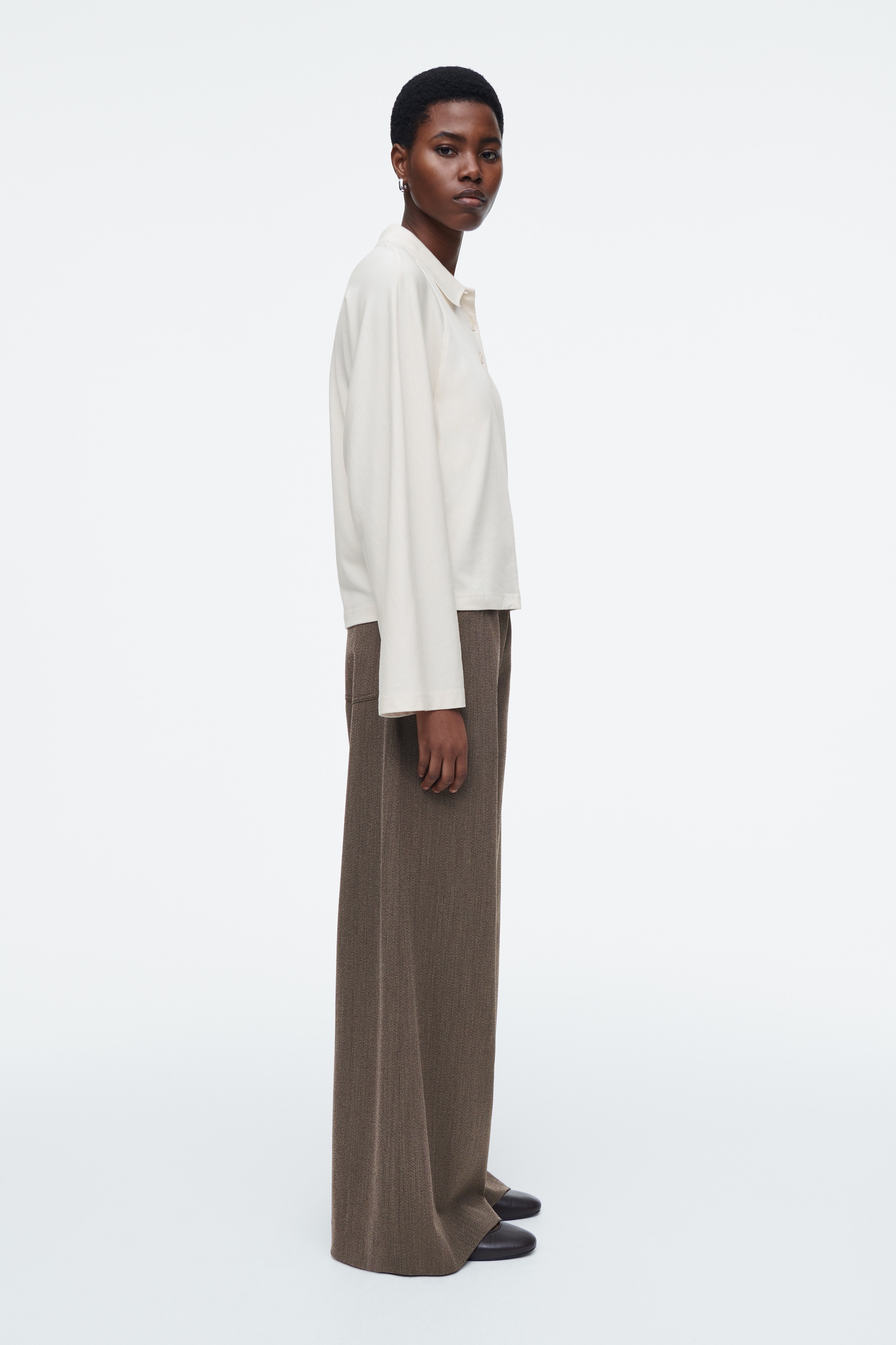 Agrandir l'image: POLO À MANCHES LONGUES SILHOUETTE CARRÉE - ÉCRU - FEMME | H&M FR 3