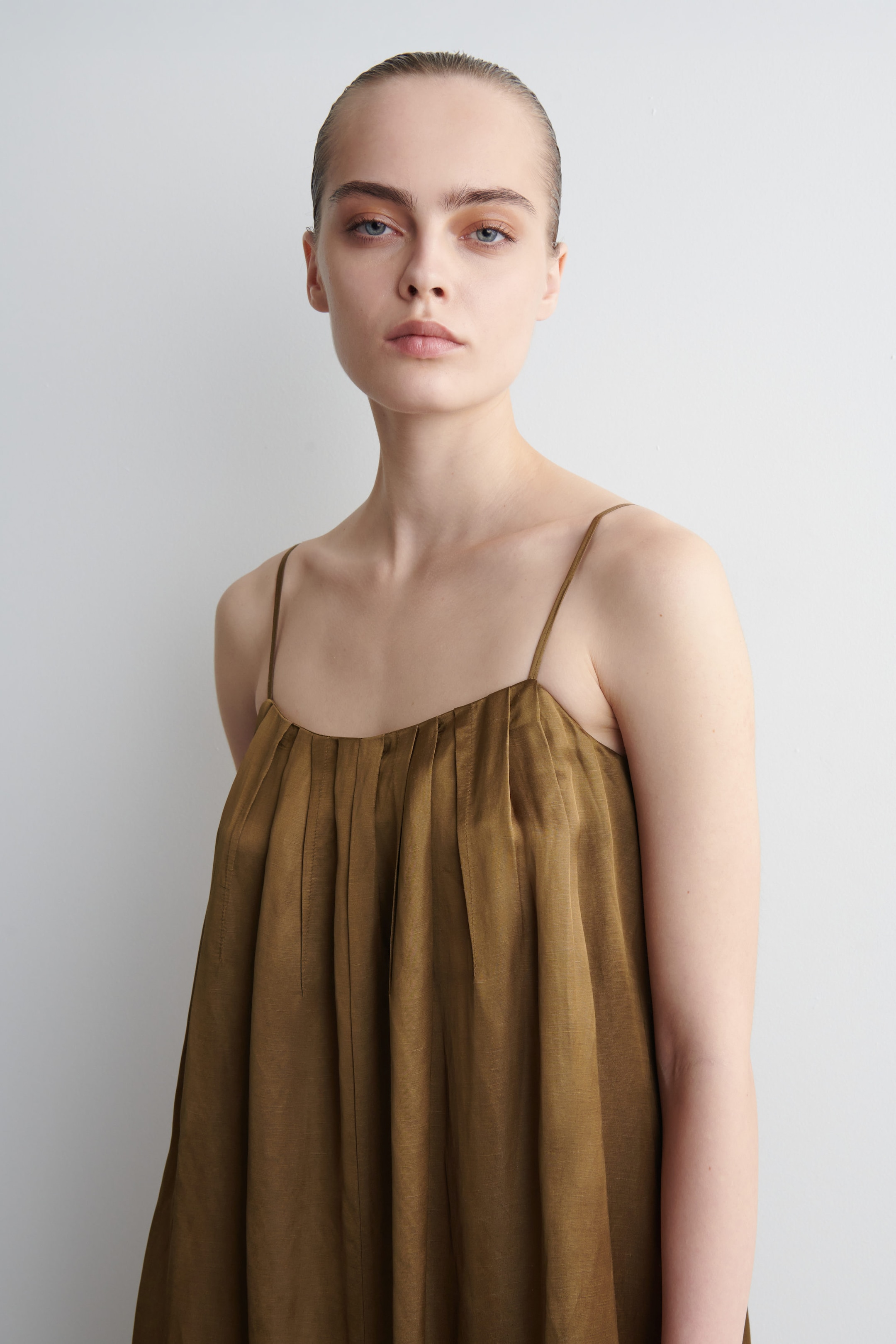 PLEATED FLUID MAXI DRESS