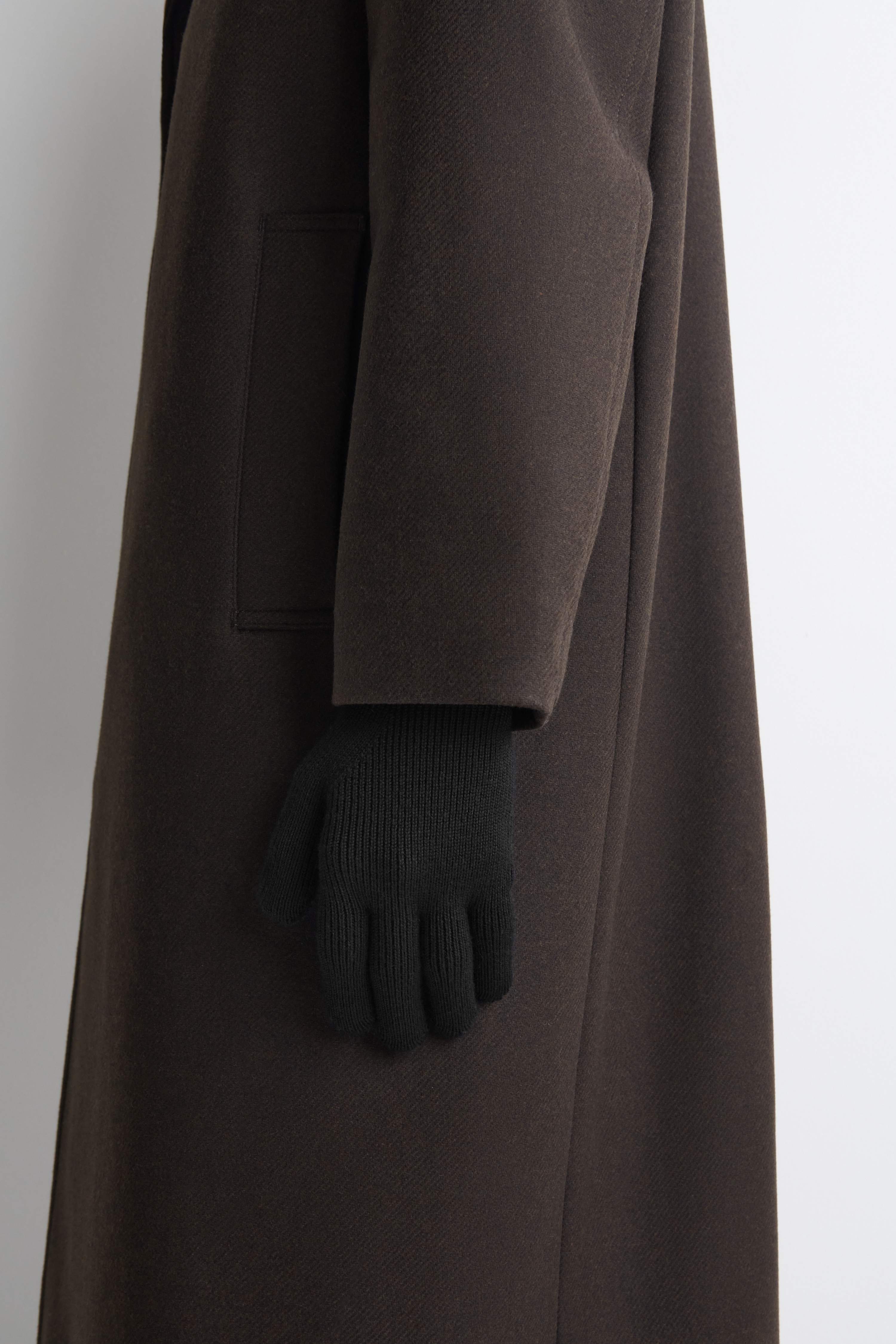 RUKAVICE Z ŽEBROVANÉ VLNY - ČERNÉ