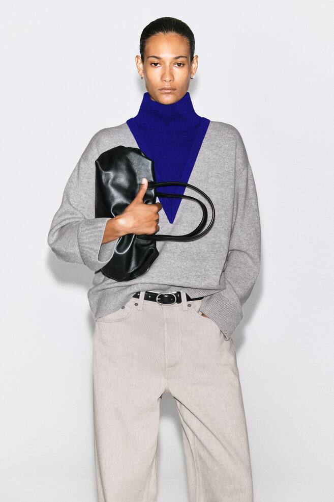 MAGLIONE IN LANA MERINO CON COLLO A IMBUTO - GRIGIO / COBALTO/MARRONE SCURO / CIOCCOLATO - 1