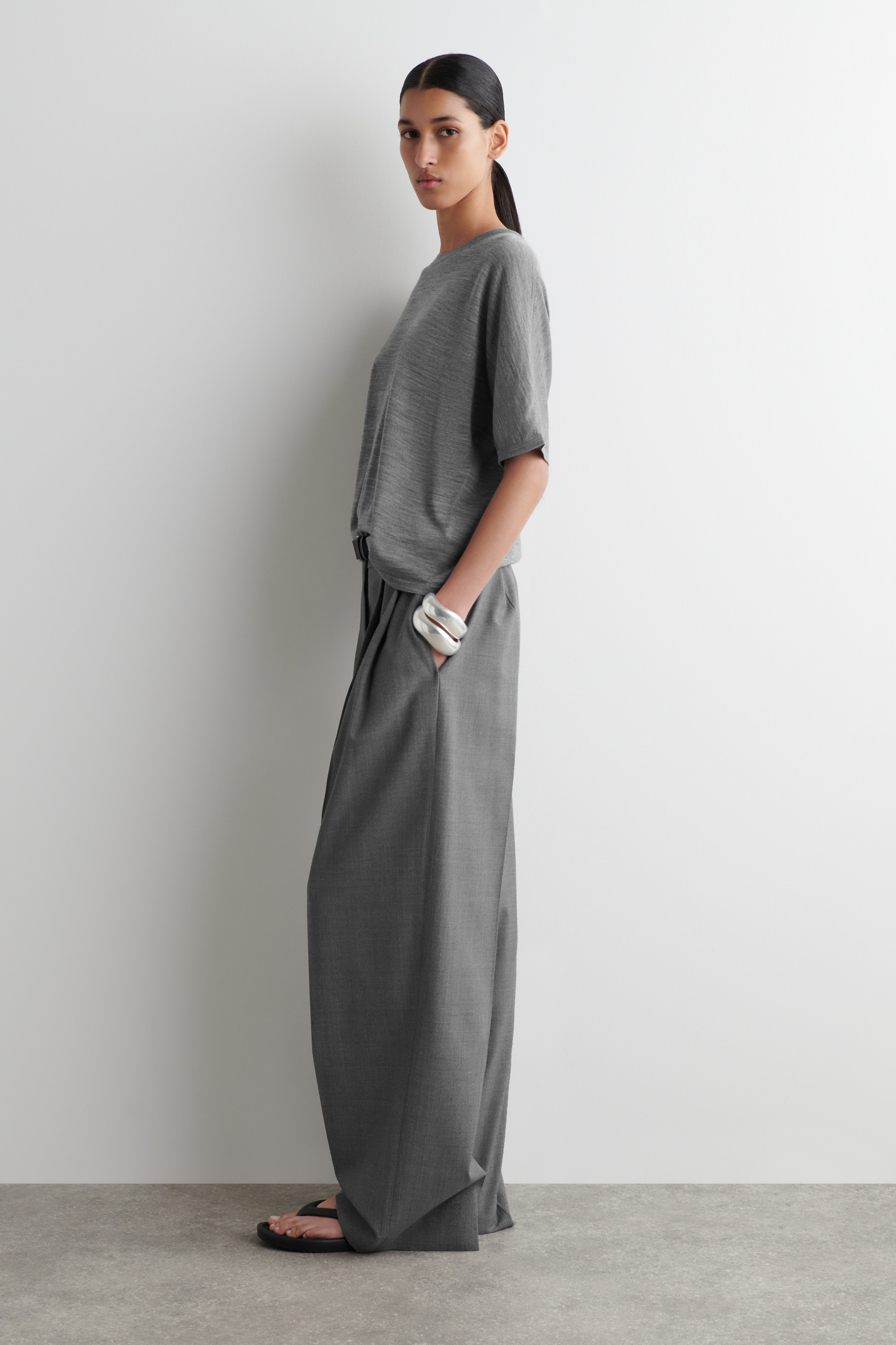 Grotere afbeelding bekijken: MERINO WOLLEN T-SHIRT - GRIJS - DAMES | H&M BE 3