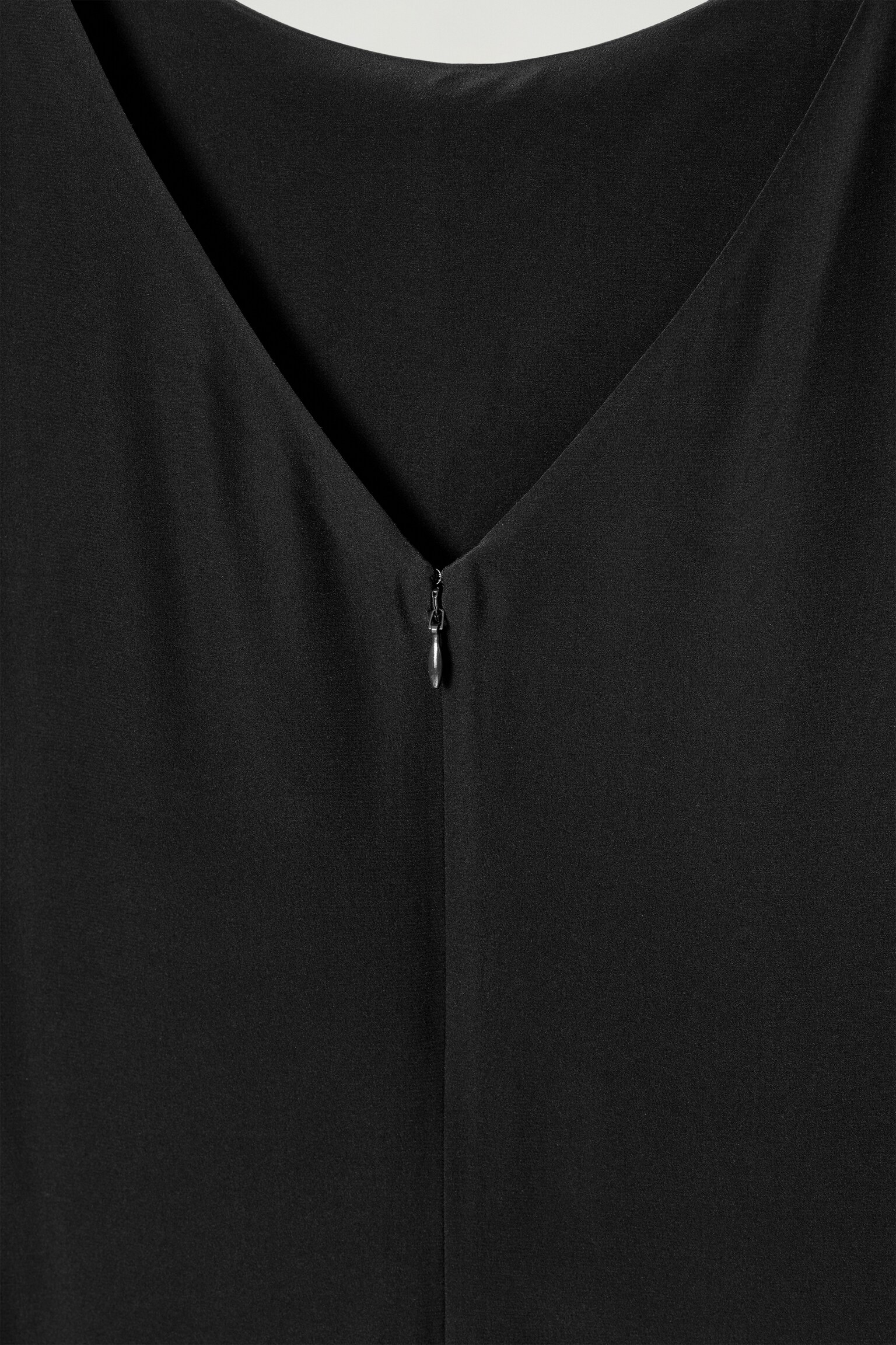 MONO DE CREPÉ DE SEDA - NEGRO - 4