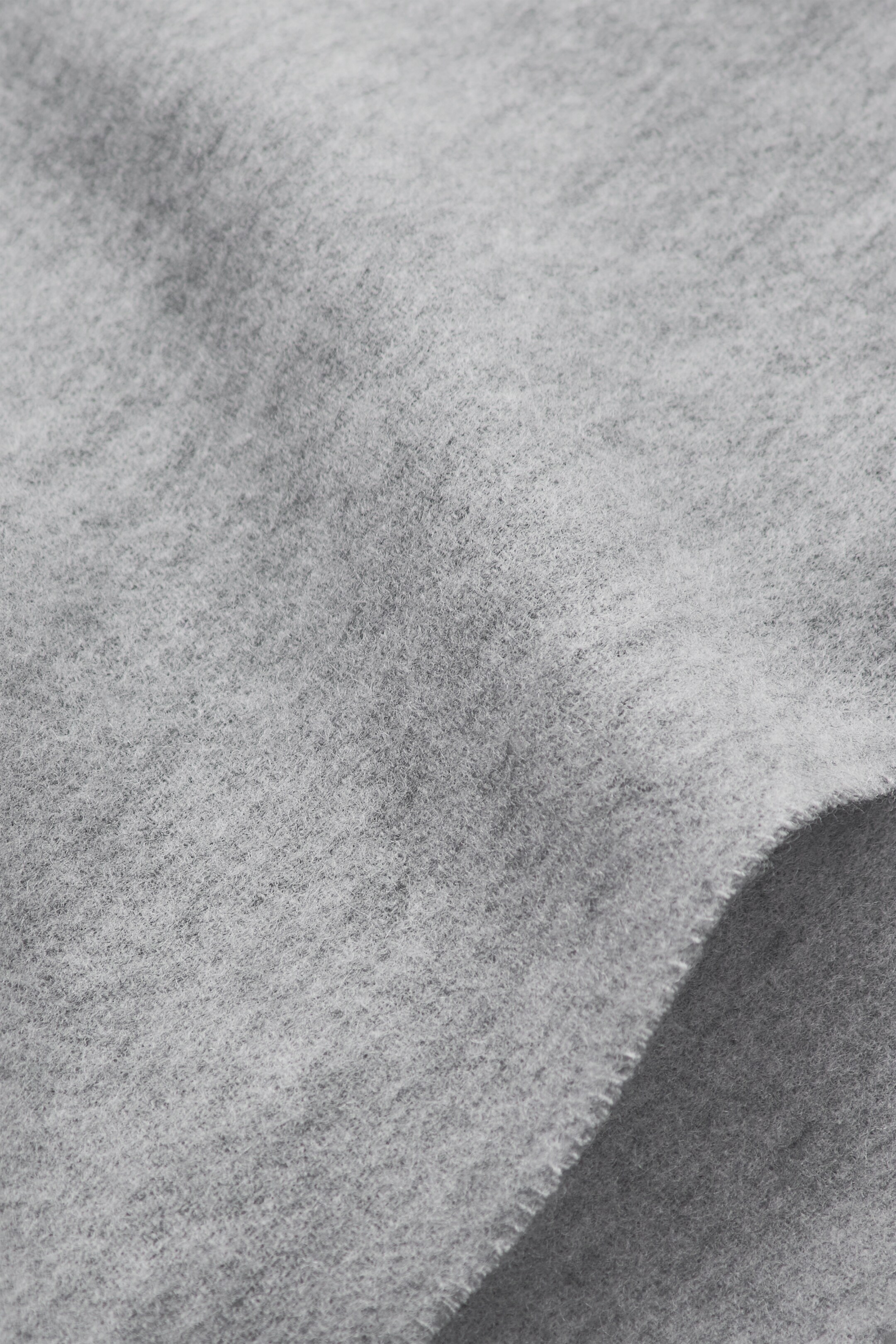 Agrandir l'image: ÉCHARPE FRANGÉE EN LAINE - GRIS - FEMME | H&M FR 2