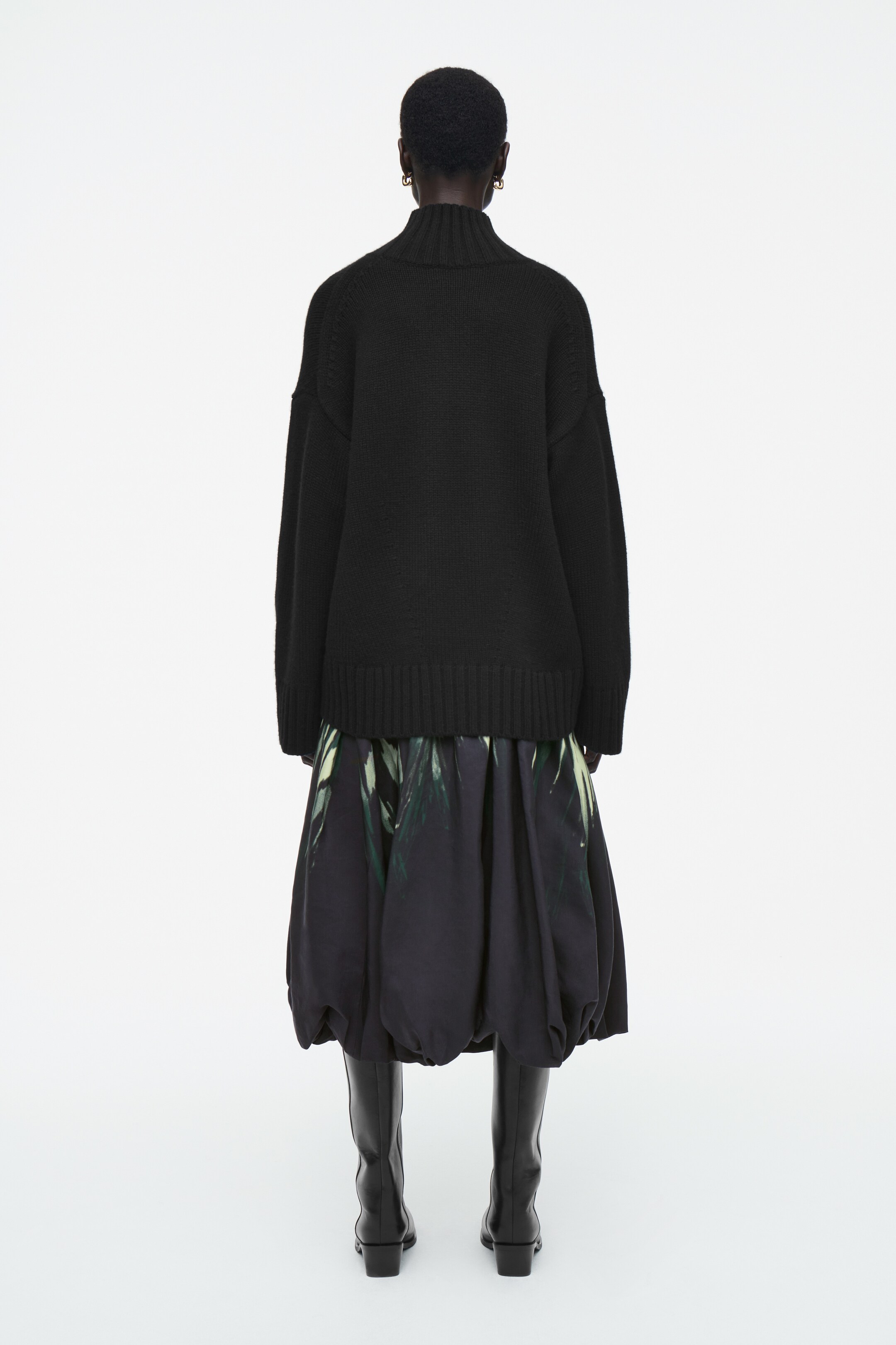 Ingrandisci l'immagine: PRINTED BUBBLE-HEM MIDI SKIRT - BLACK / PRINTED - DONNA | H&M CH 3