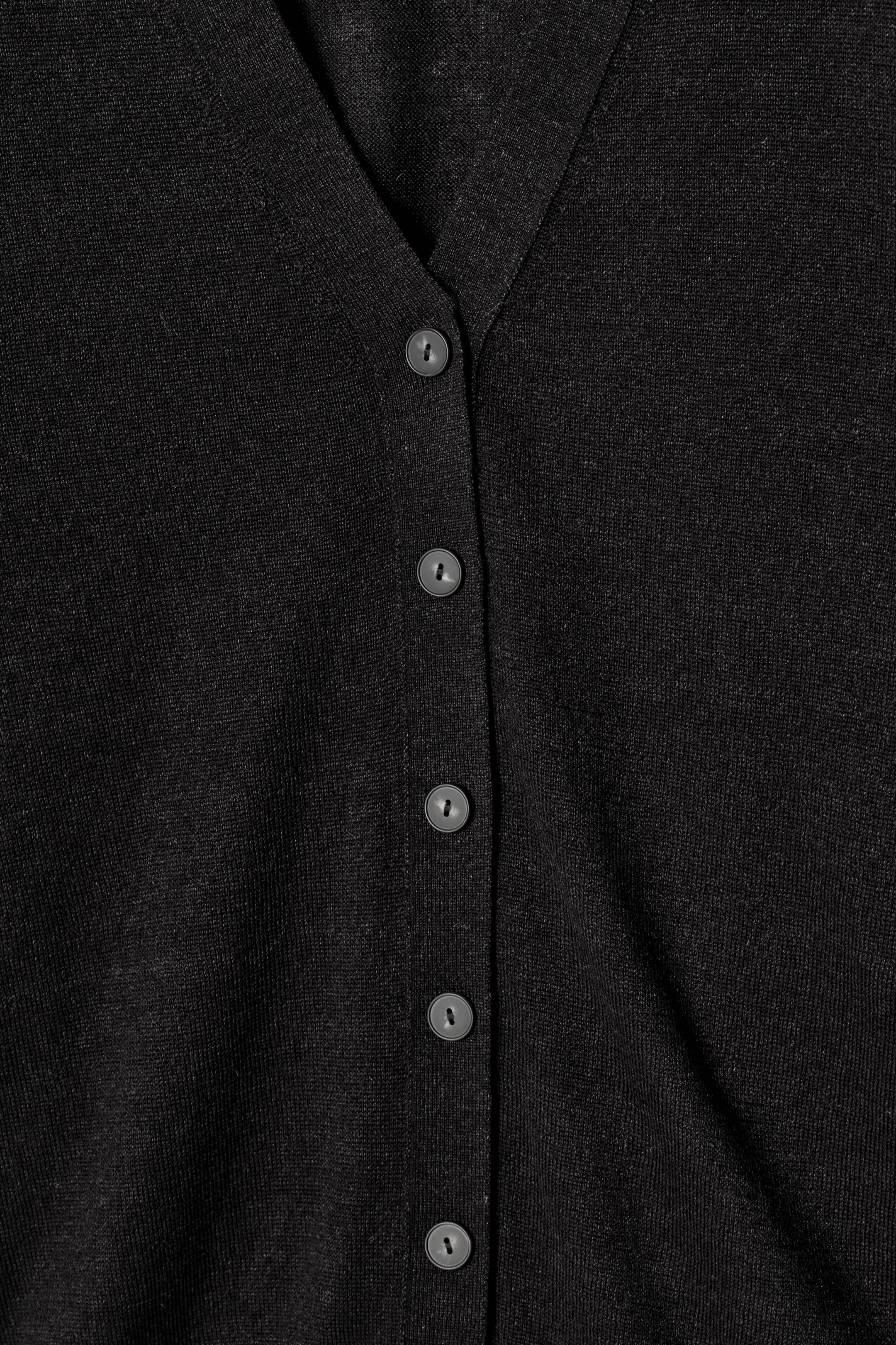 Ingrandisci l'immagine: MERINO WOOL-LINEN BLEND V-NECK CARDIGAN - BLACK - DONNA | H&M CH 7