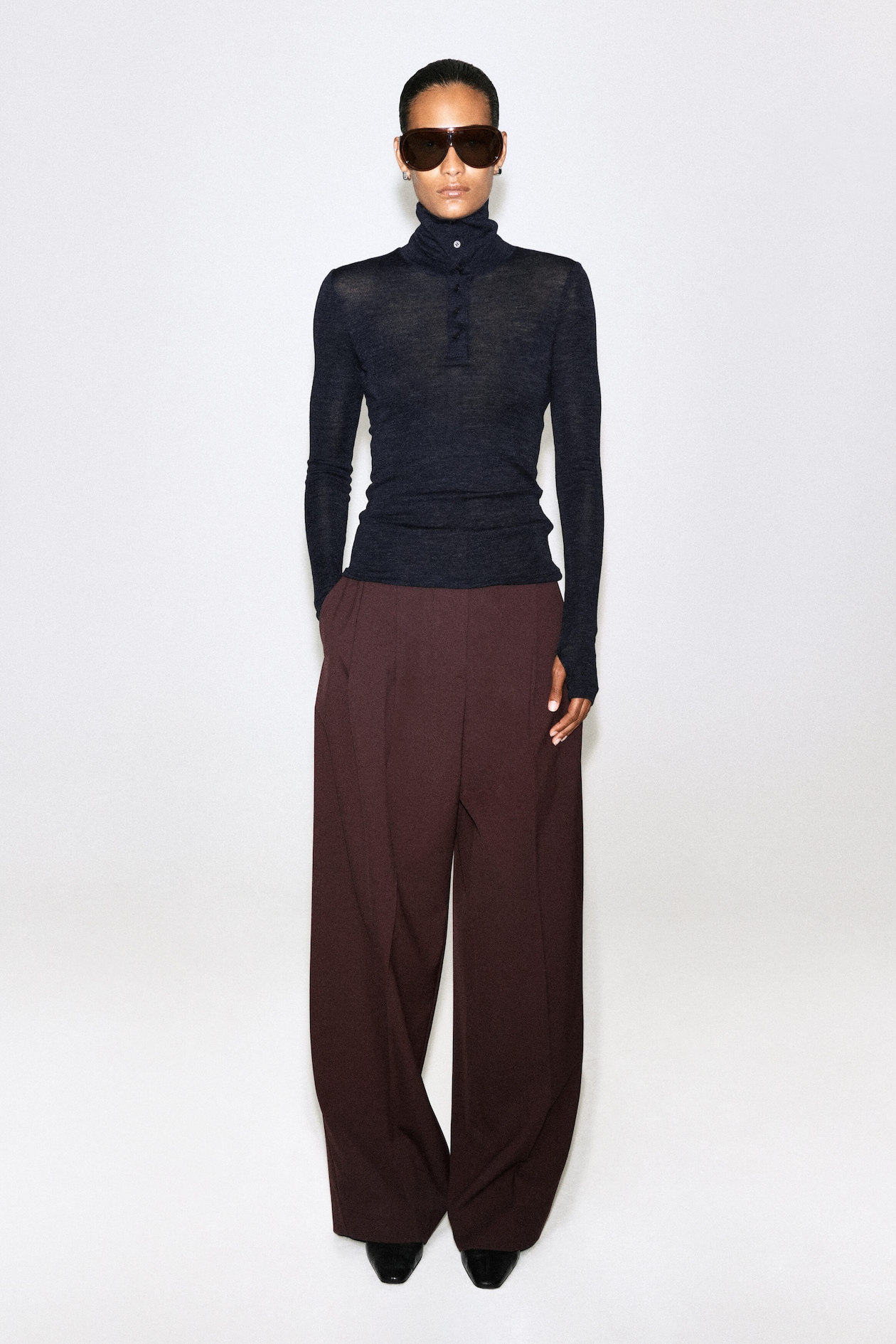 MERINO WOOL BUTTONED MOCK-NECK TOP — CHARCOAL MÉLANGE