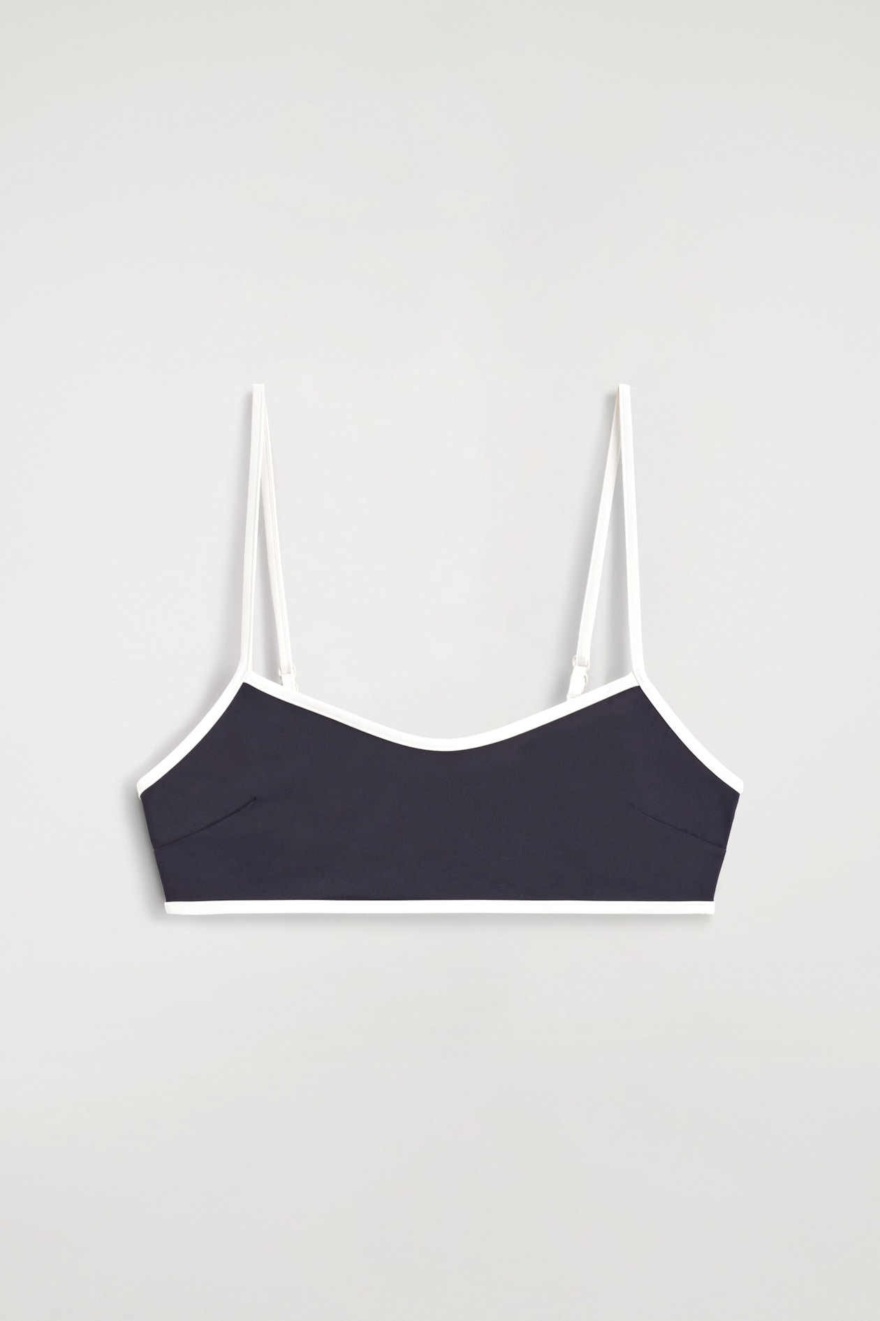 CONTRAST-TRIMMED SCOOP-NECK BIKINI TOP