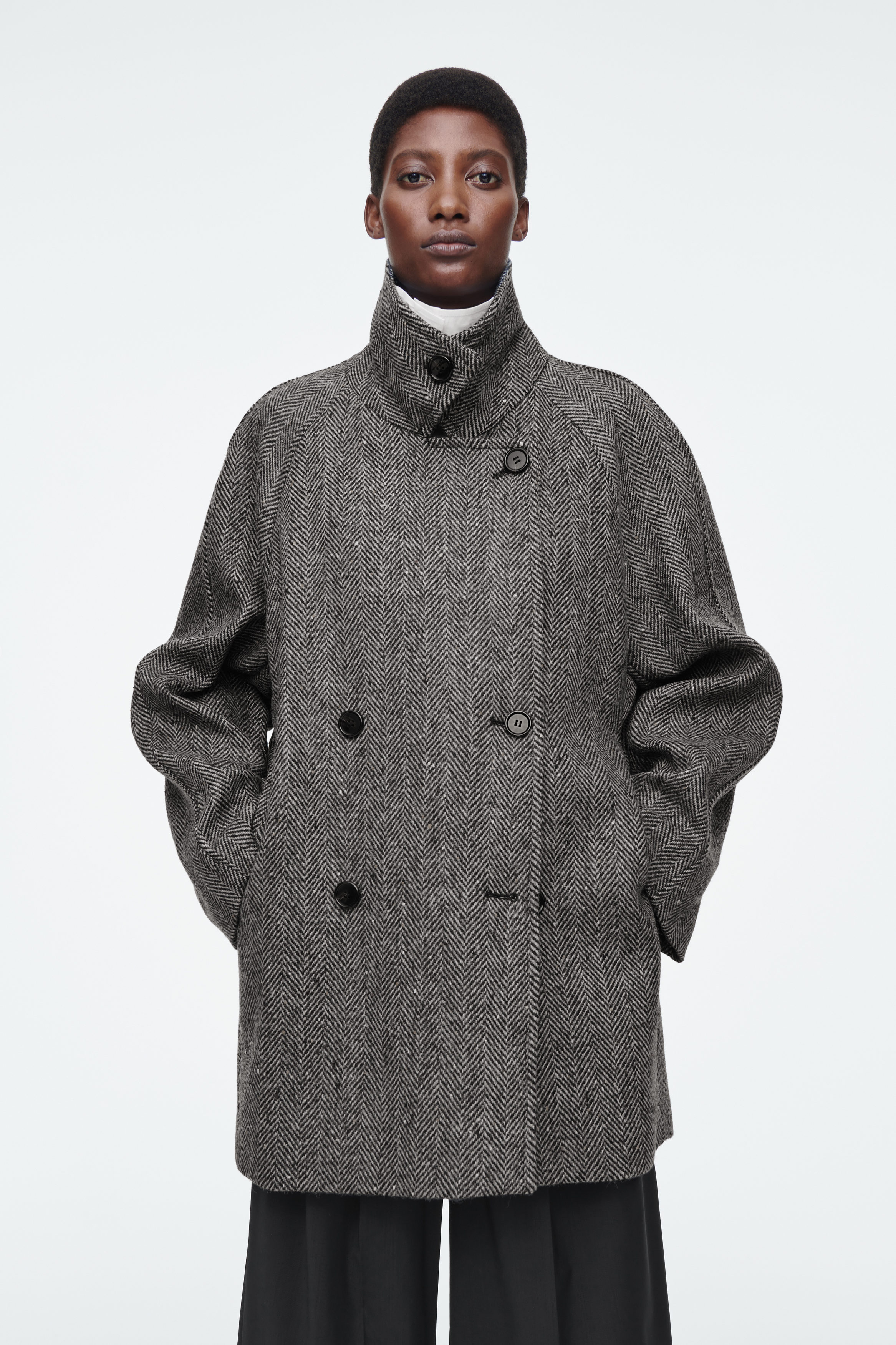 OVERSIZED DOUBLE-BREASTED WOOL PEA COAT - GREY | COS