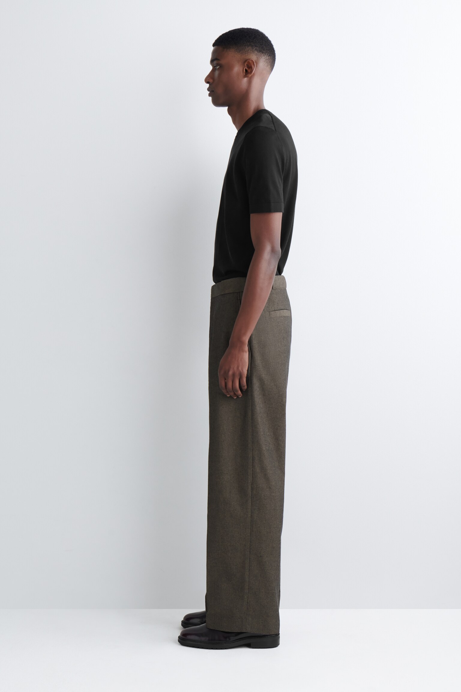 HERRINGBONE OVERSIZED WIDE-LEG TROUSERS - TMAVĚ HNĚDÁ - 4