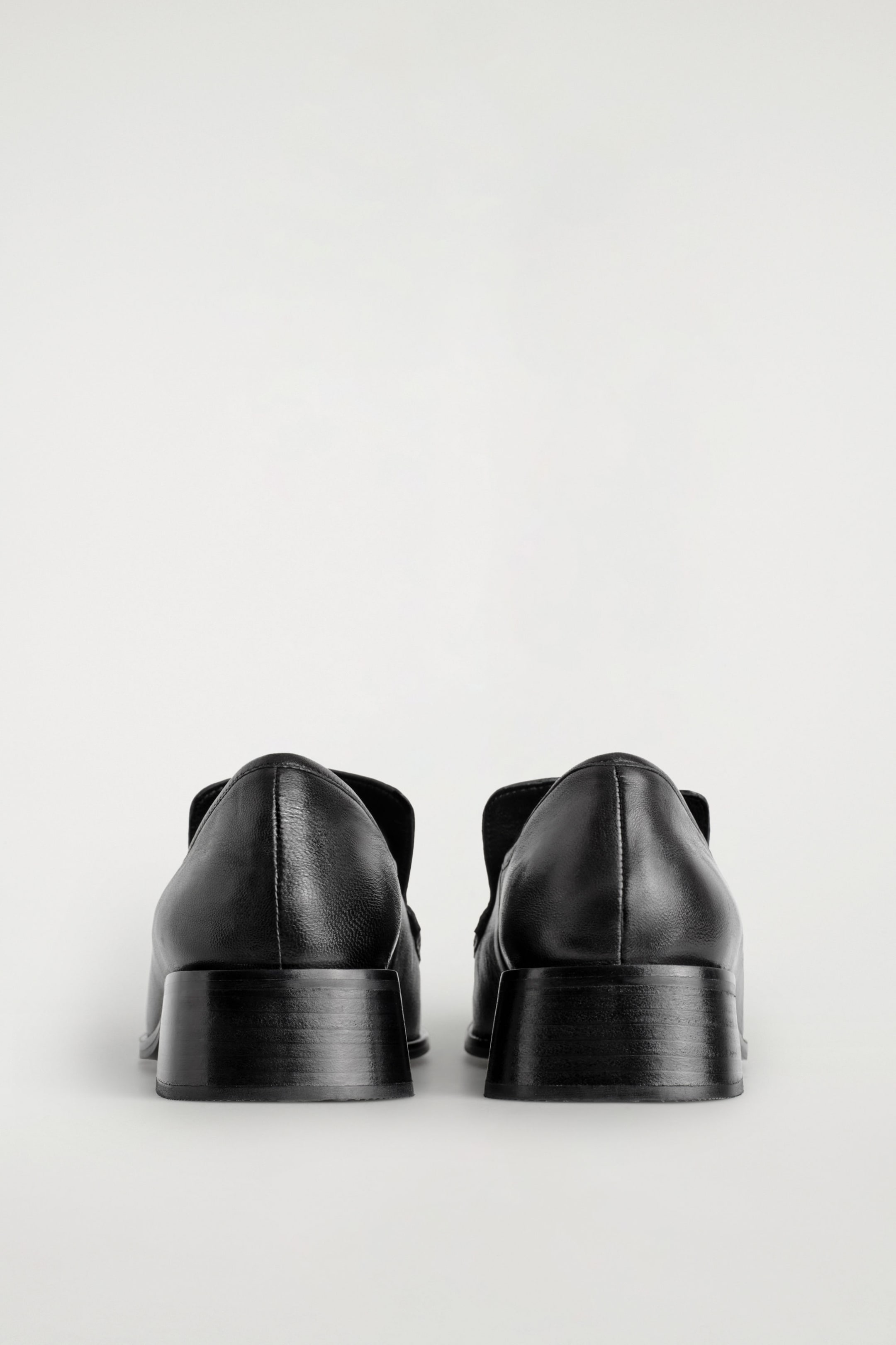 StillMedia/DescriptiveDetail