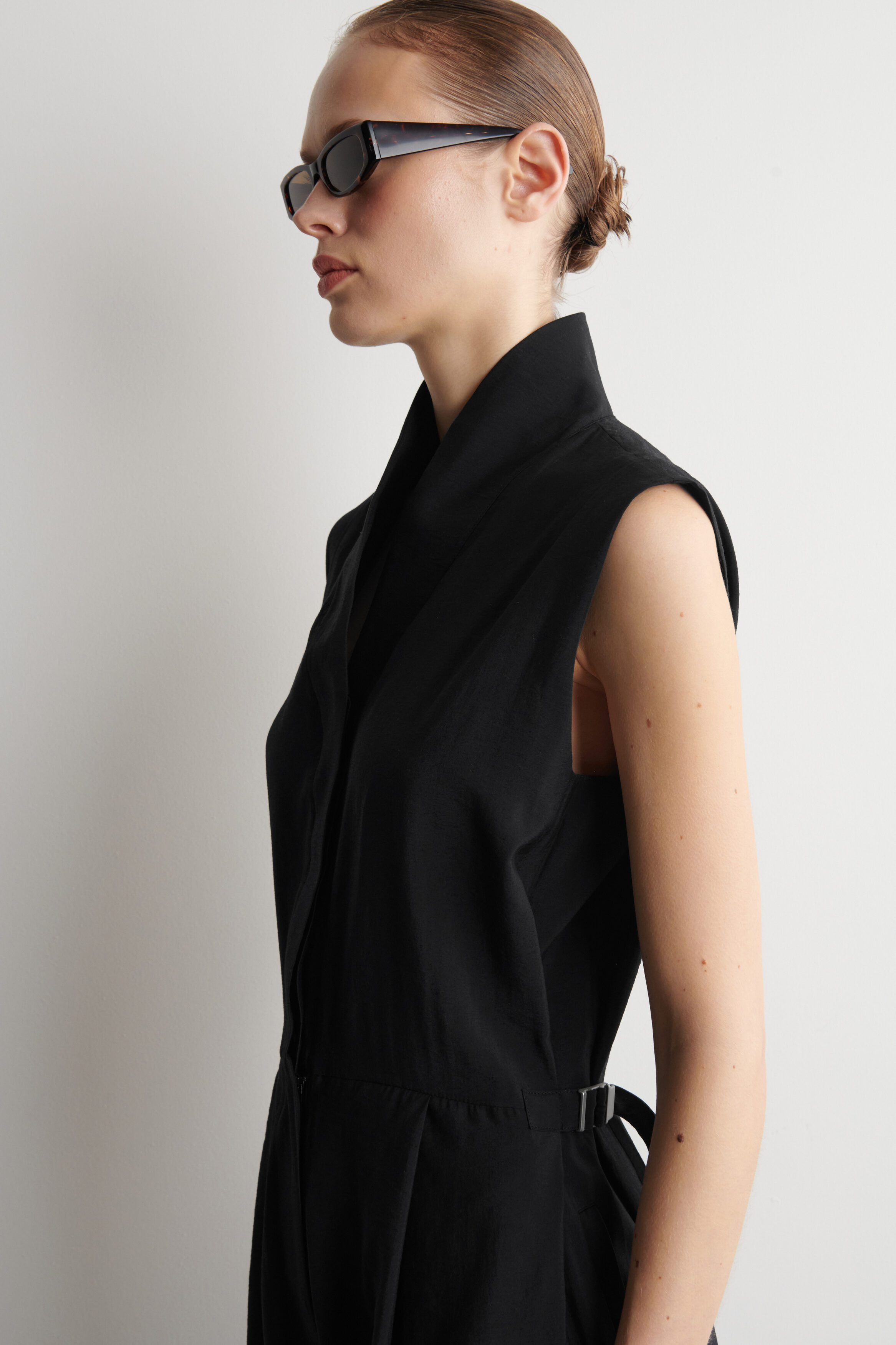 lcdc キャミ　glowny blackup cos musinsa lcdc キャミ glowny blackup cos musinsaの通販はau PAY マーケット