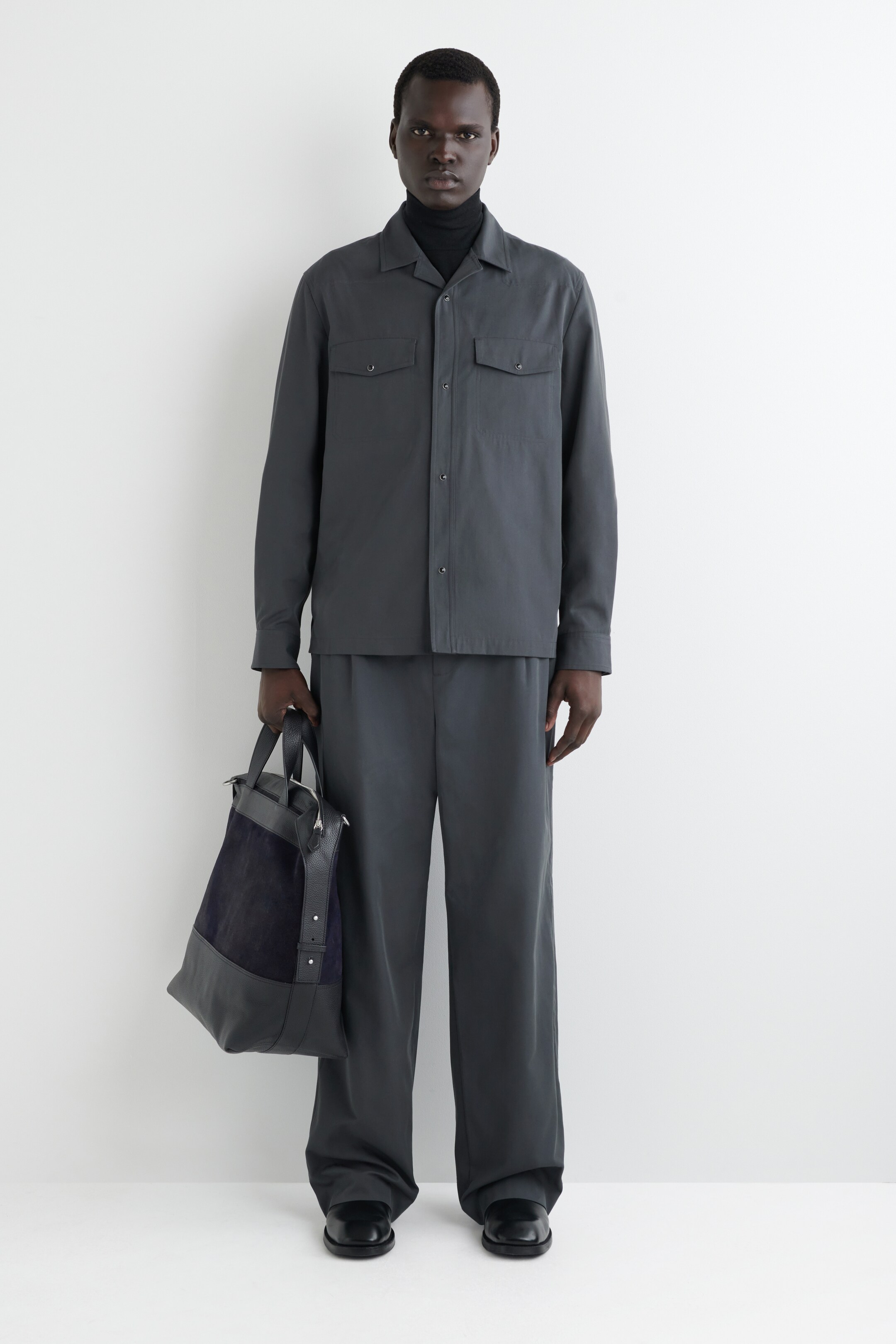 Ver imagen más grande: CAMISA WESTERN - GRIS OSCURO - HOMBRE | H&M ES 3