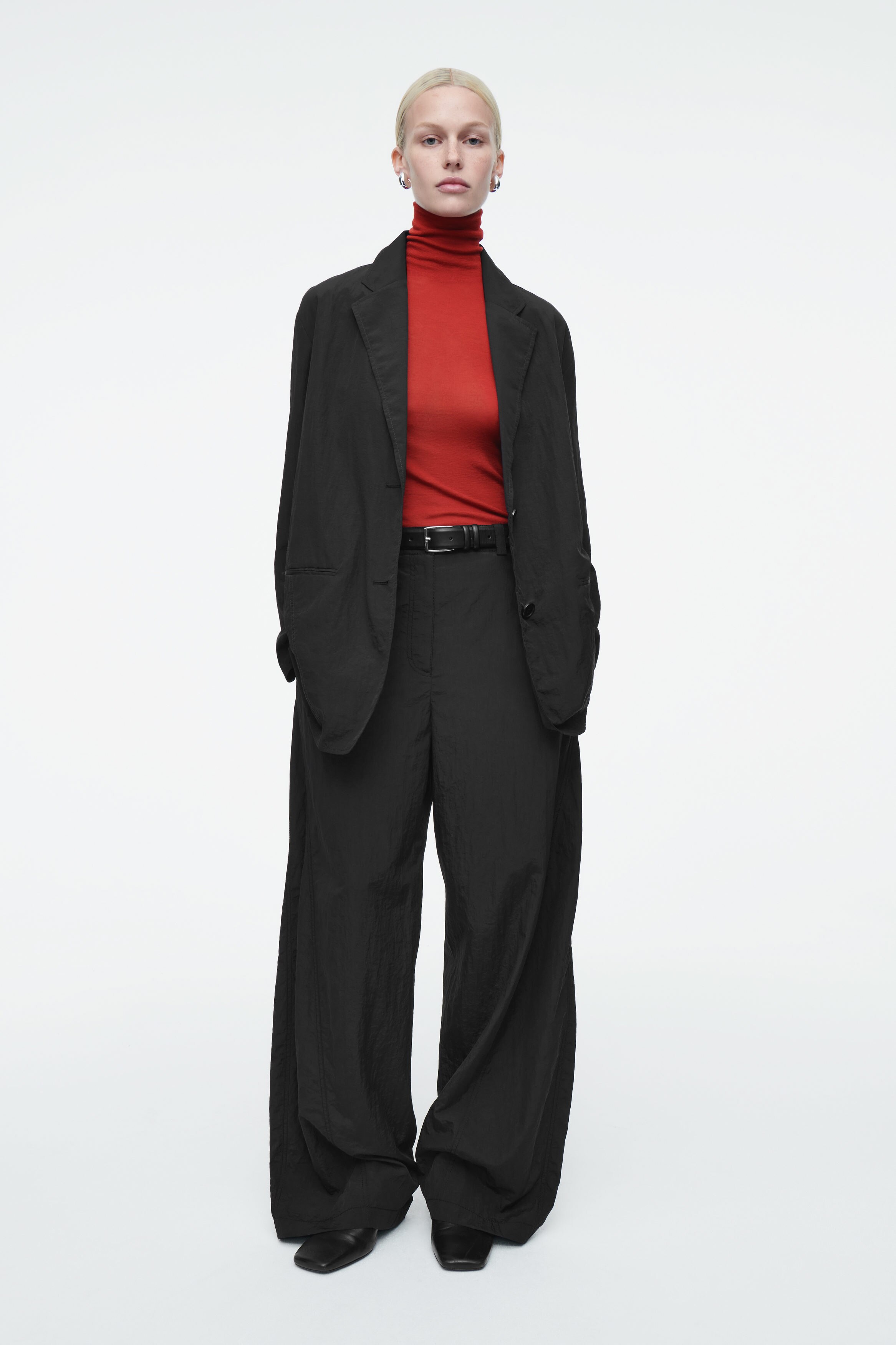 MERINO WOOL TURTLENECK TOP - RED | COS