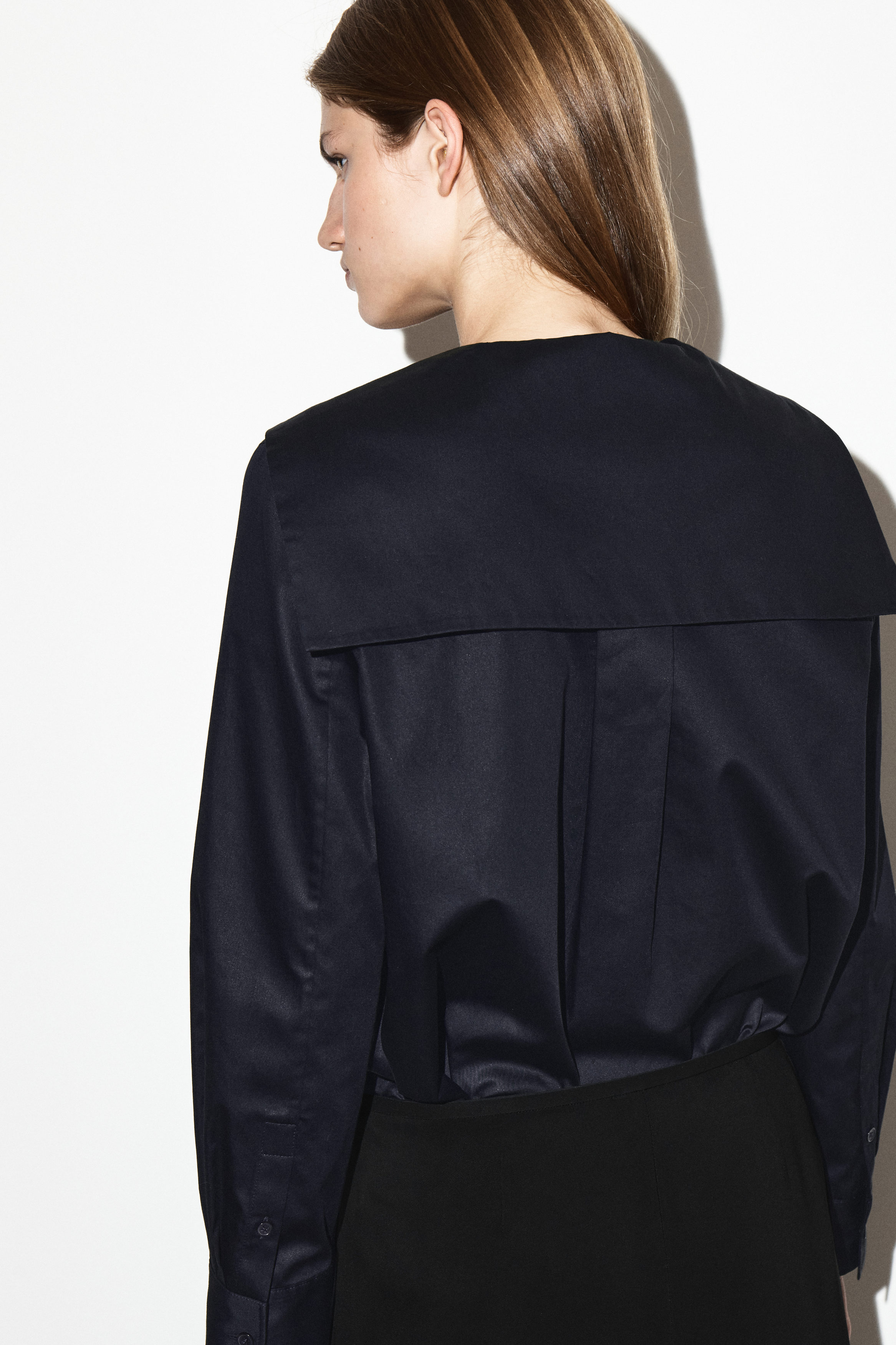 SAILOR-COLLAR COTTON SHIRT - NAVY | COS
